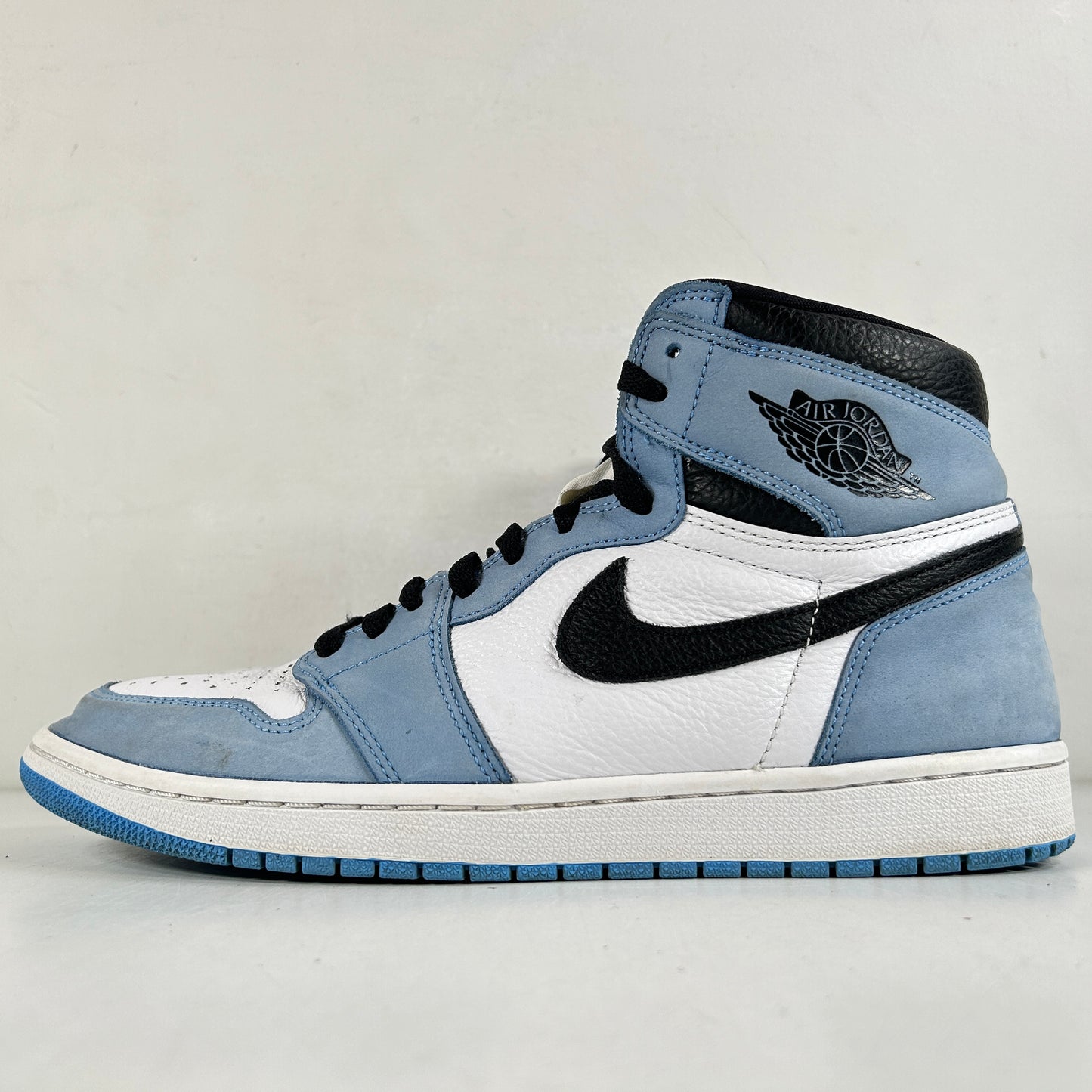 555088 134 Jordan 1 University Blue [USED] - 11 M (Used3)