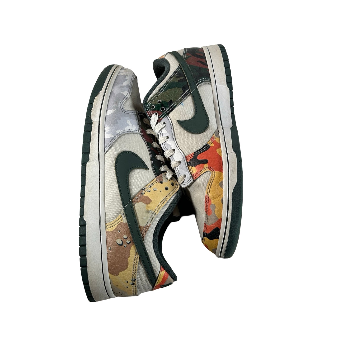 DH0957 100 Nike Dunk Low SE Sail Multi-Camo [USED] - 10.5 M (Used)