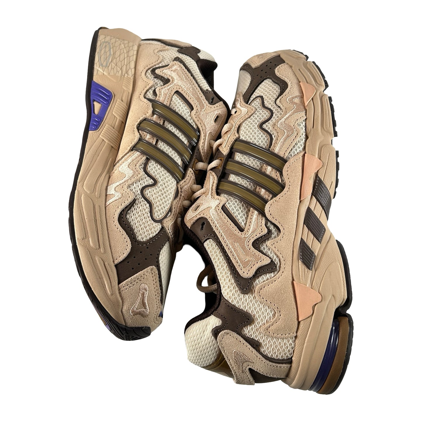 ID0780 adidas Response CL Bad Bunny Paso Fino [USED] - 9 M (Used)