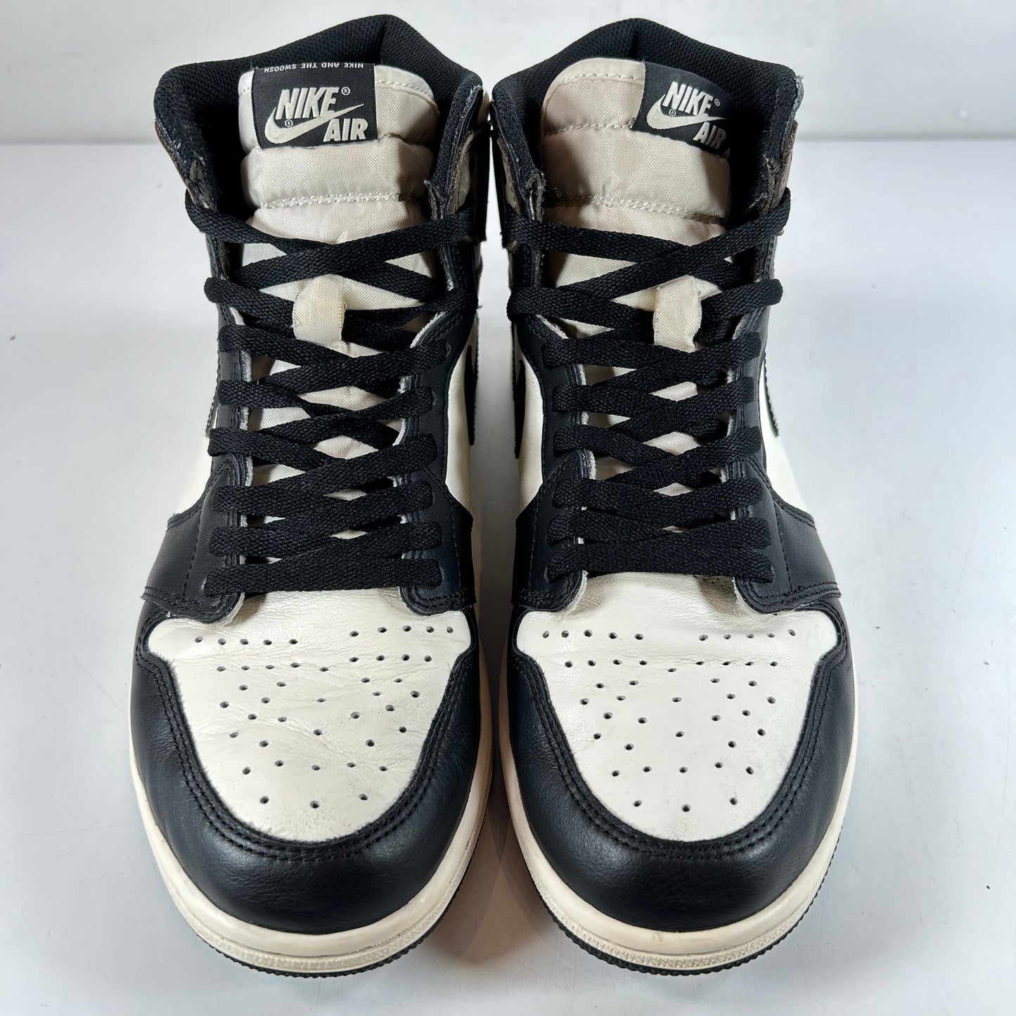 555088 105 Jordan 1 Mocha [USED] - 10.5 M (Used) (No Box)