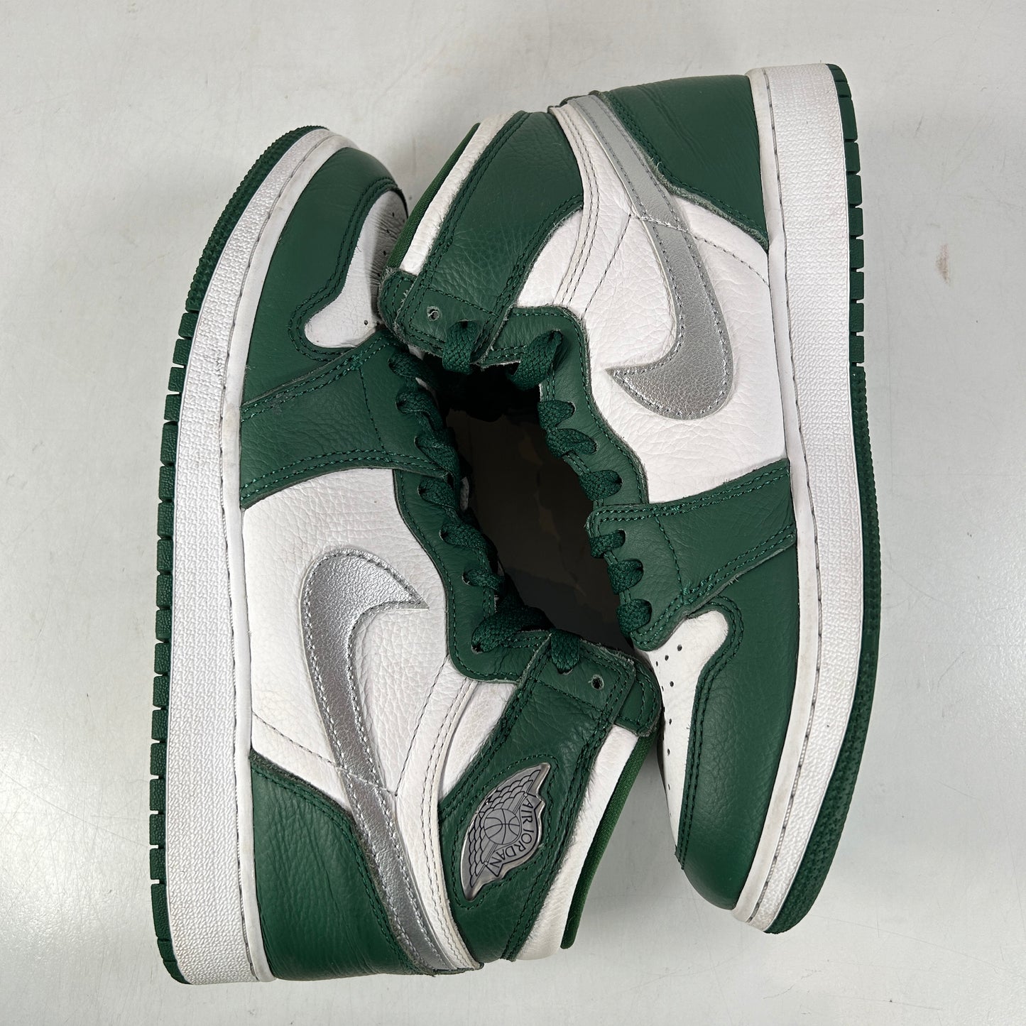 575441 303 Jordan 1 Retro High OG Gorge Verde (GS)