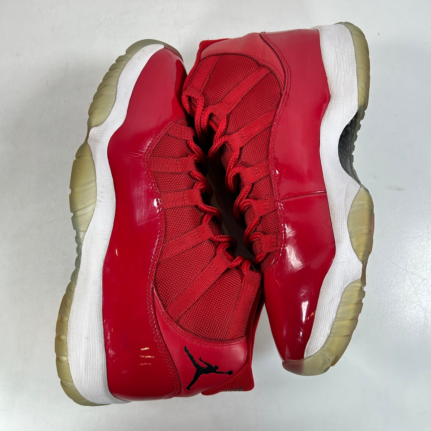 378037 623 Jordan 11 Retro Win Like 96 [USED] - 9.5 M (Used)