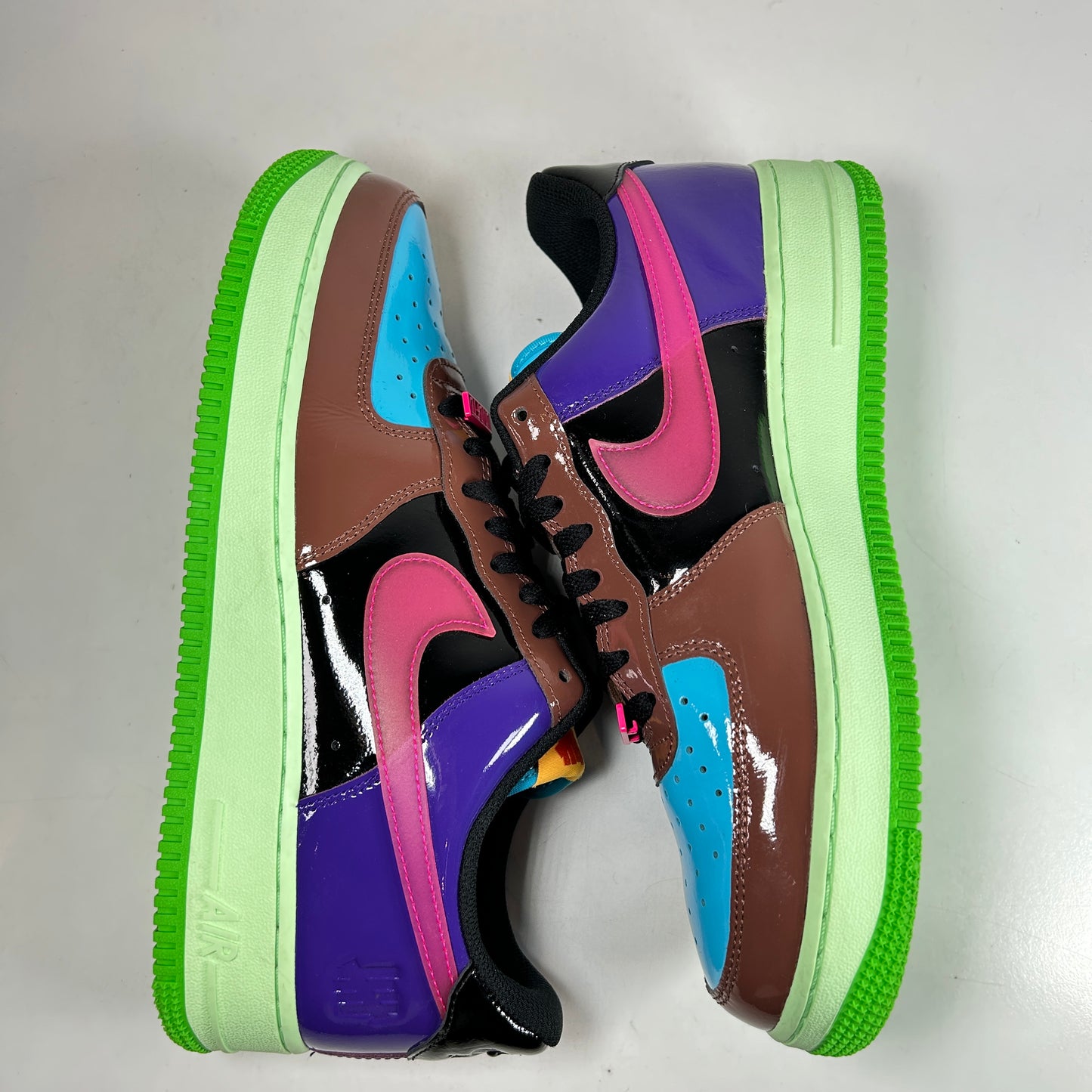 DV5255 200 Nike Air Force 1 Low SP Undefeated Multi Rosa