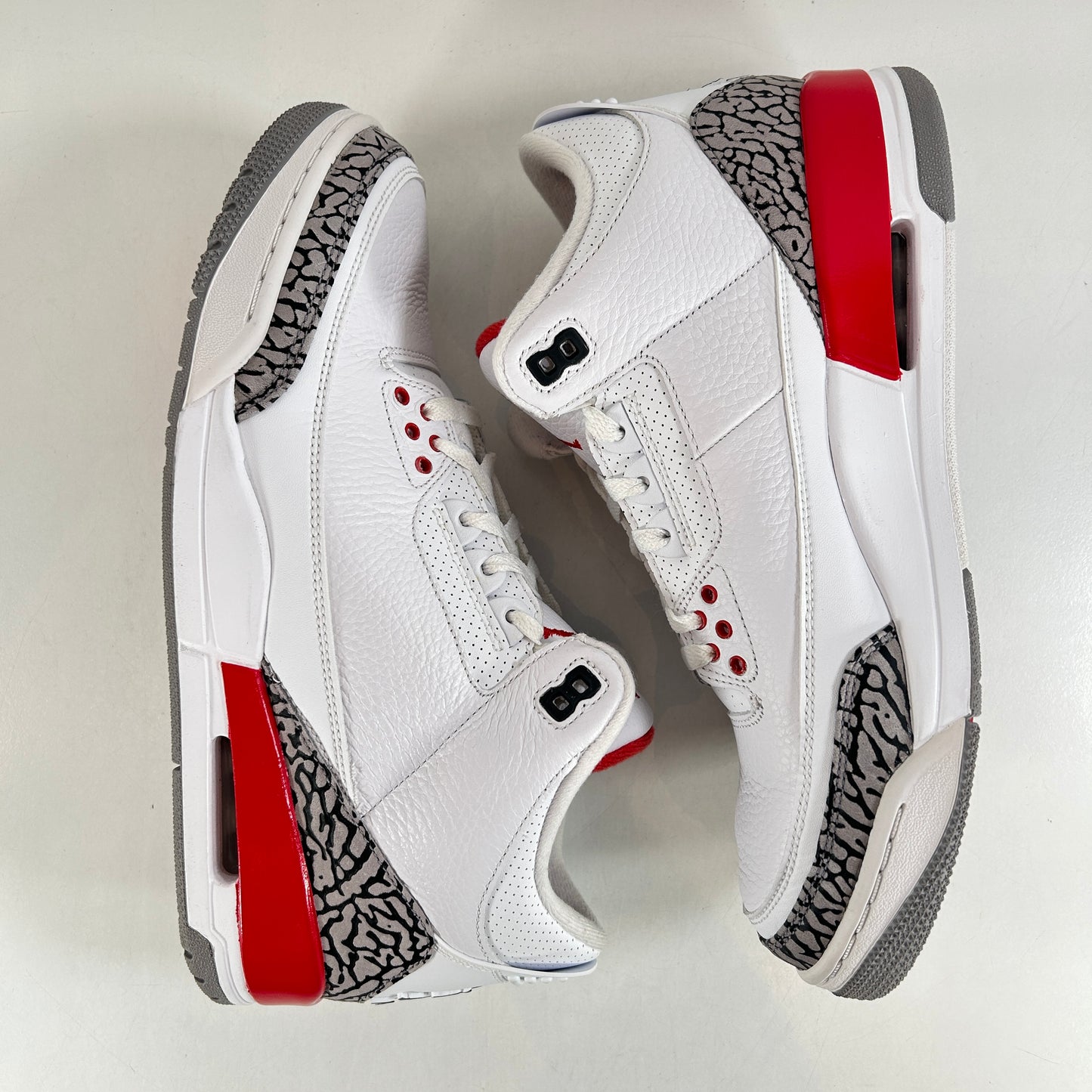 136064 116 Jordan 3 Retro Hall of Fame [USED] - 10.5 M (VNDS)