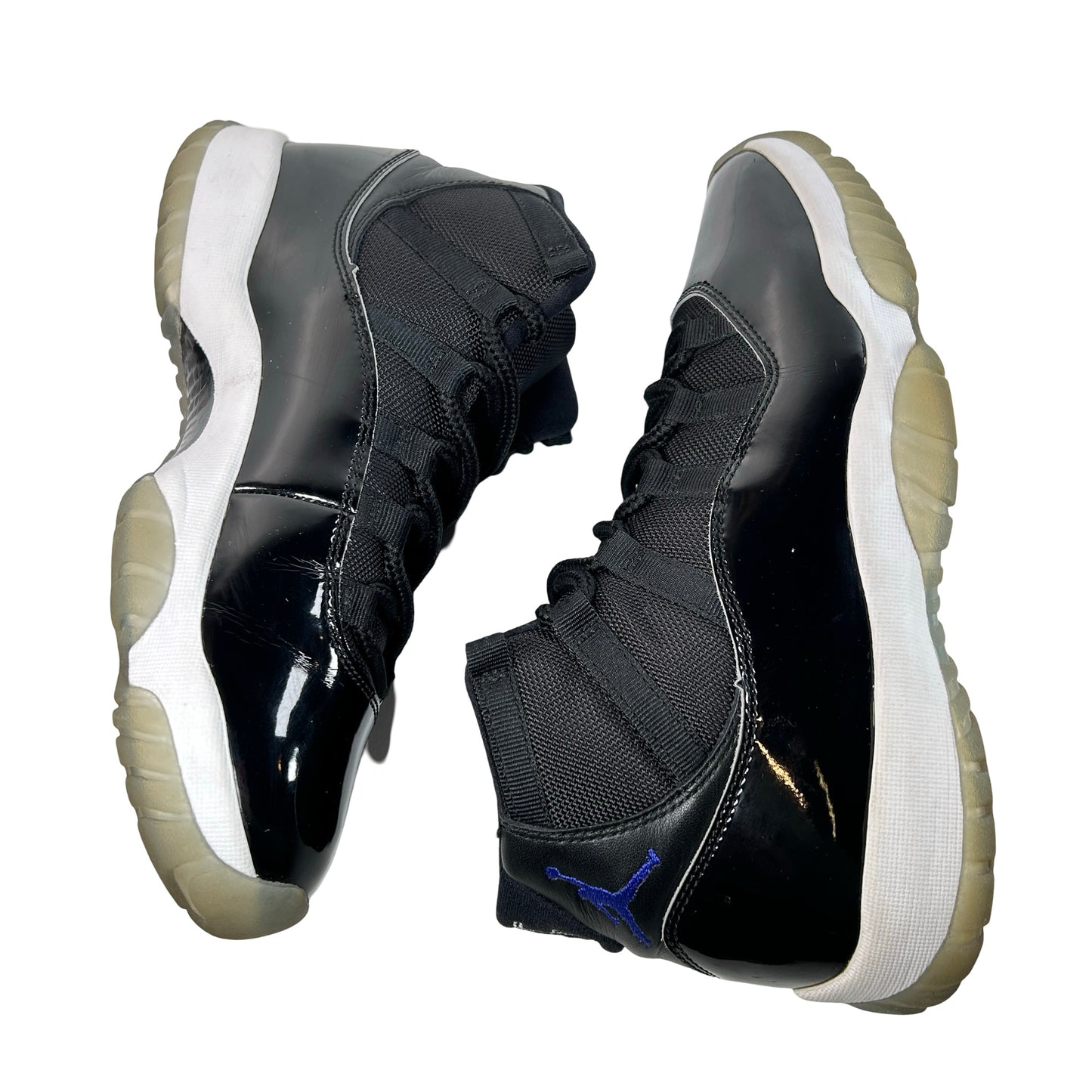378037 003 Jordania 11 Space Jam (2016)