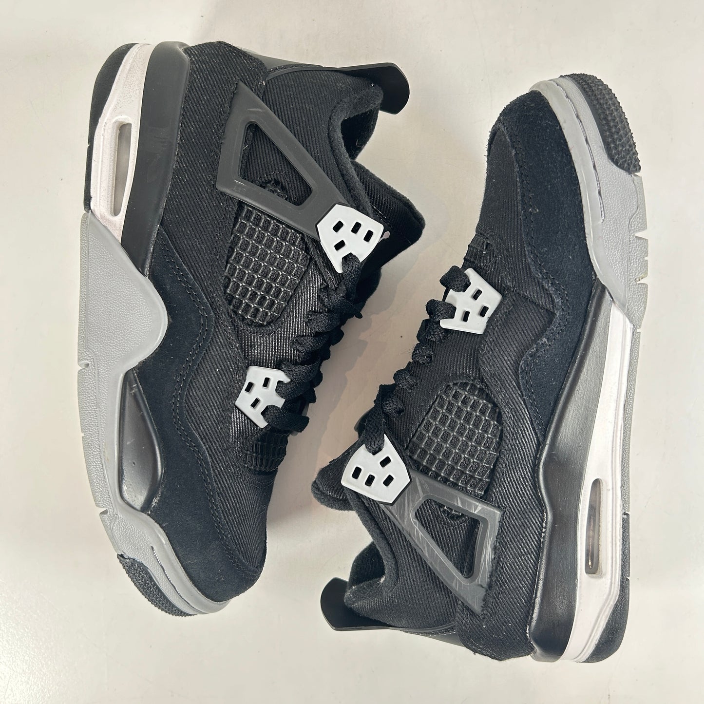 DV0553 006 Jordan 4 Retro Black Canvas GS [USED] - 4.5 Y (Used)