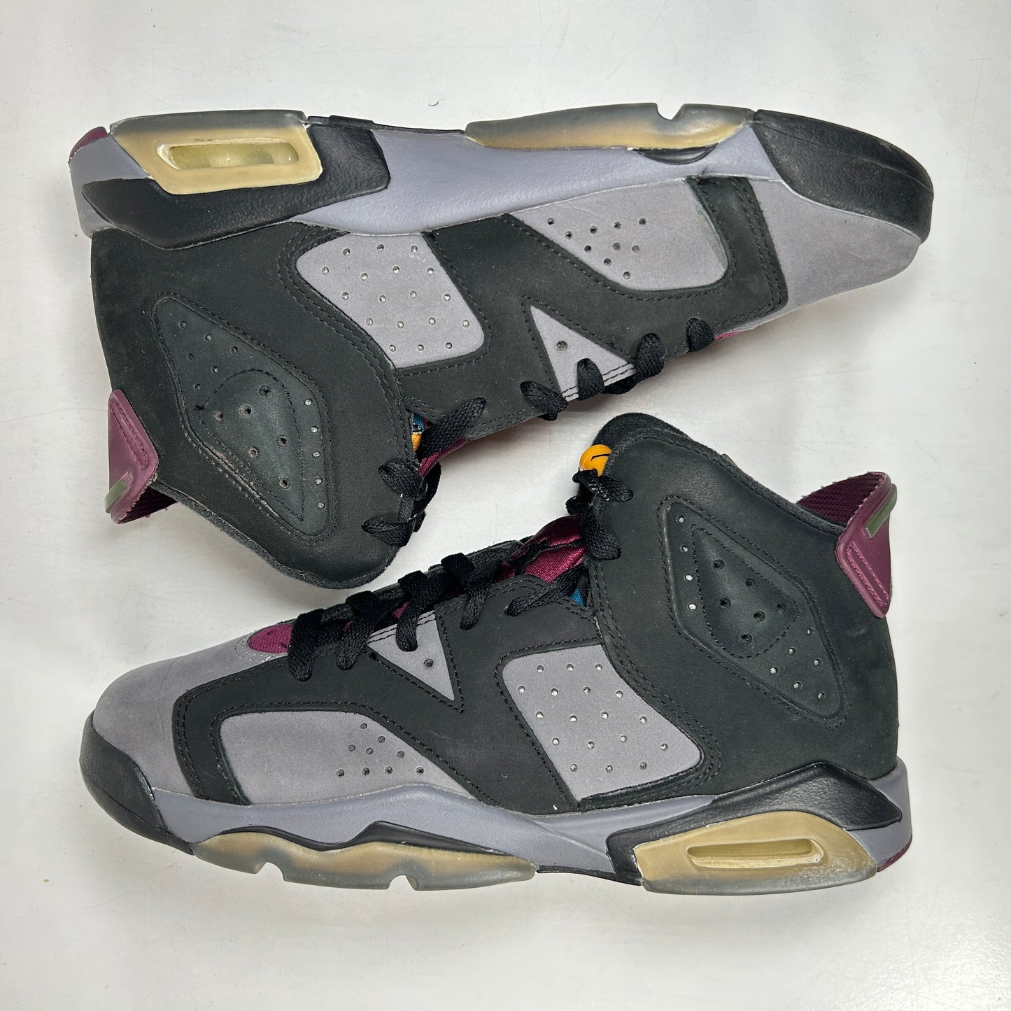 384665 063 Jordan 6 Retro Bordeaux (GS) [USED] - 6 Y (Used) (No Box)