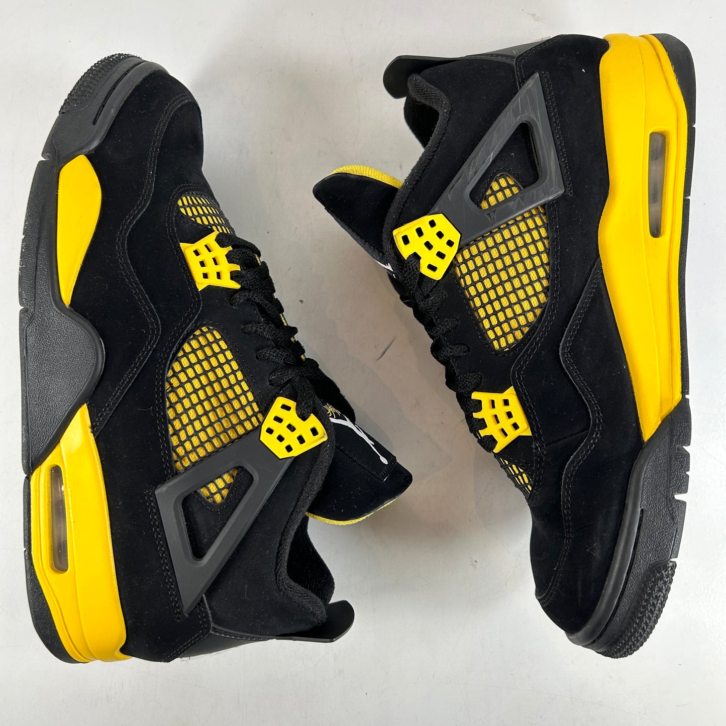 DH6927 017 Jordan 4 Retro Thunder [USED] - 10 M (Used3)