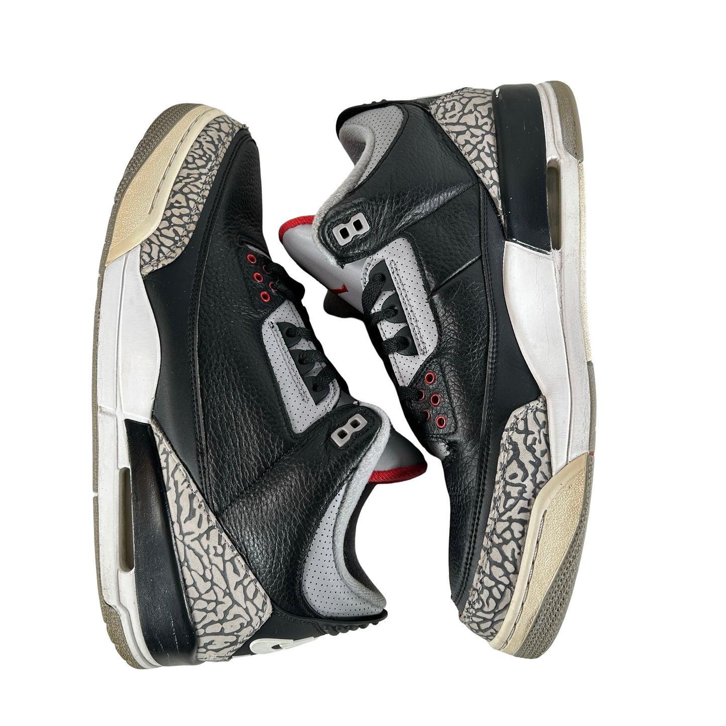 854262 001 Jordan 3 Black Cement 2018 [USED] - 12 M (Used5)