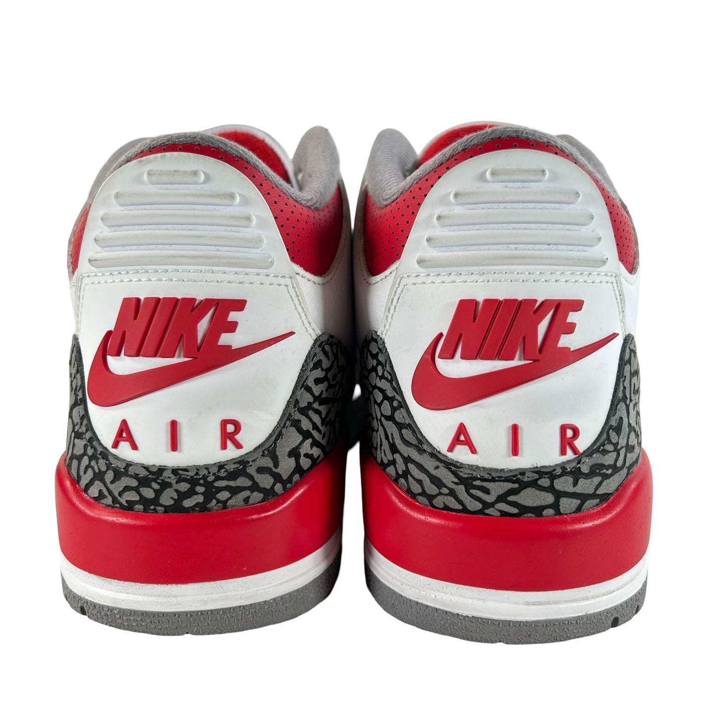 DN3707 160 Jordan 3 Retro Fire Red (2022) [USED] - 9.5 M (Used4)