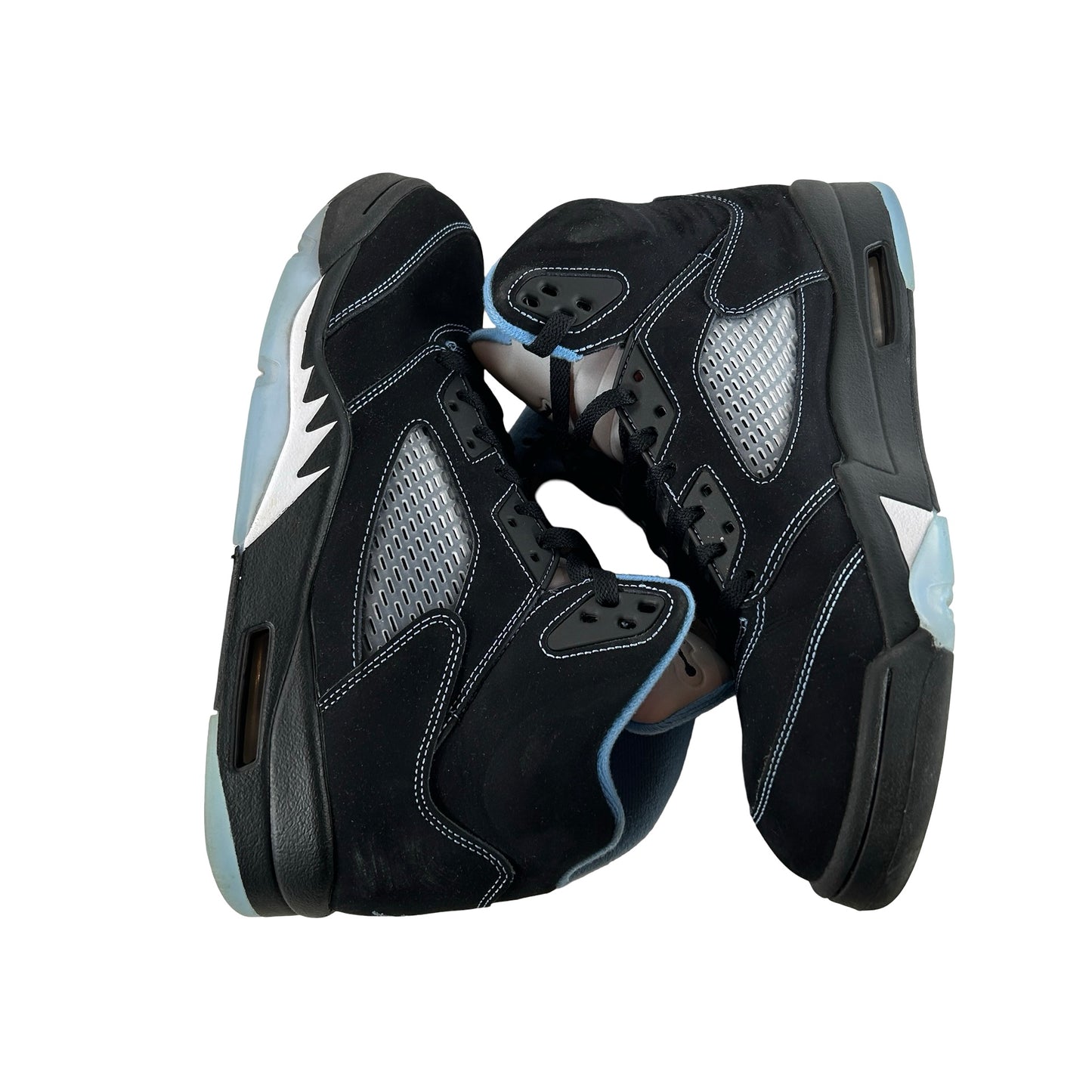 DD0587 008 Jordan 5 Retro Black University Blue (2026) [USED] - 11 M (Used2)