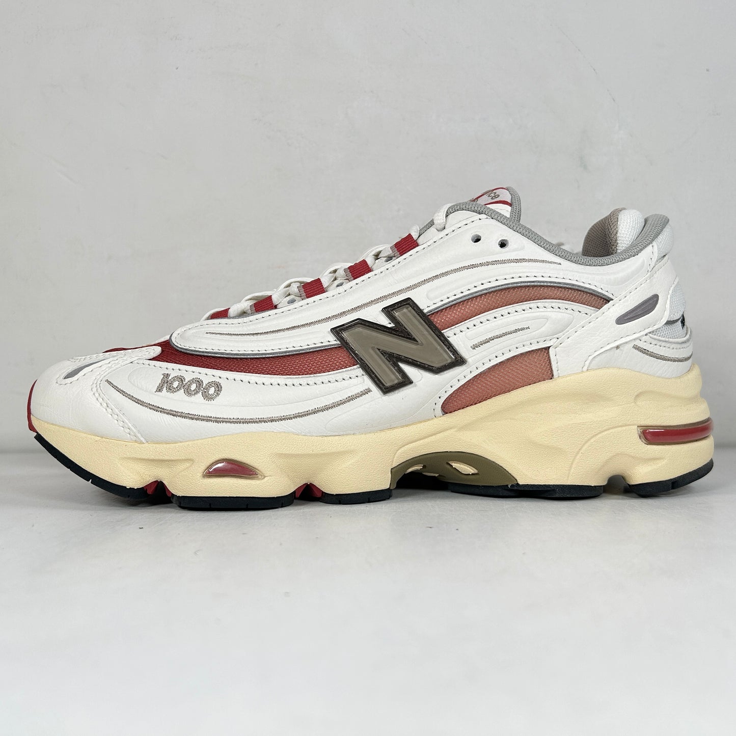 M1000CB New Balance 1000 Sea Salt Astro Dust [USED] - 9 (VNDS)
