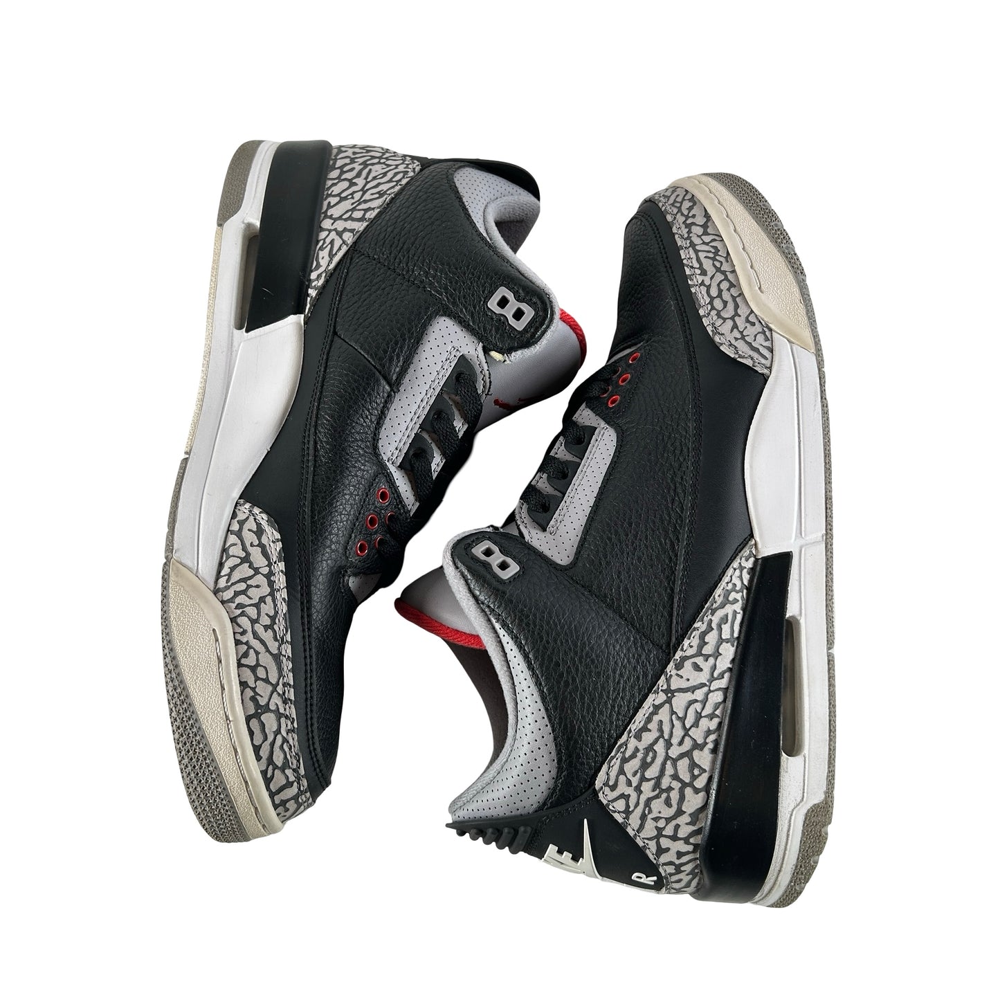 854262 001 Jordan 3 Black Cement 2018 [USED] - 12 M (Used3)