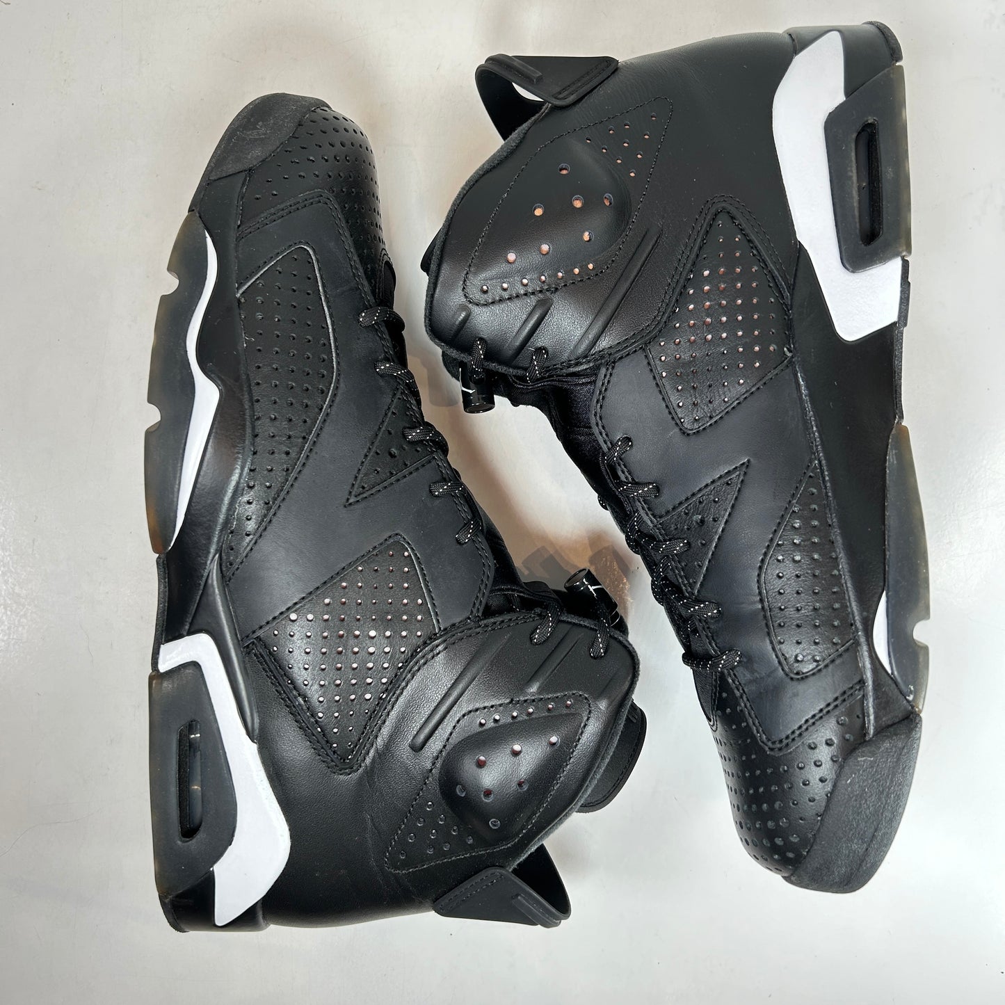 384664 020 Jordan 6 Retro Black Cat [USED] - 12 M (Used)