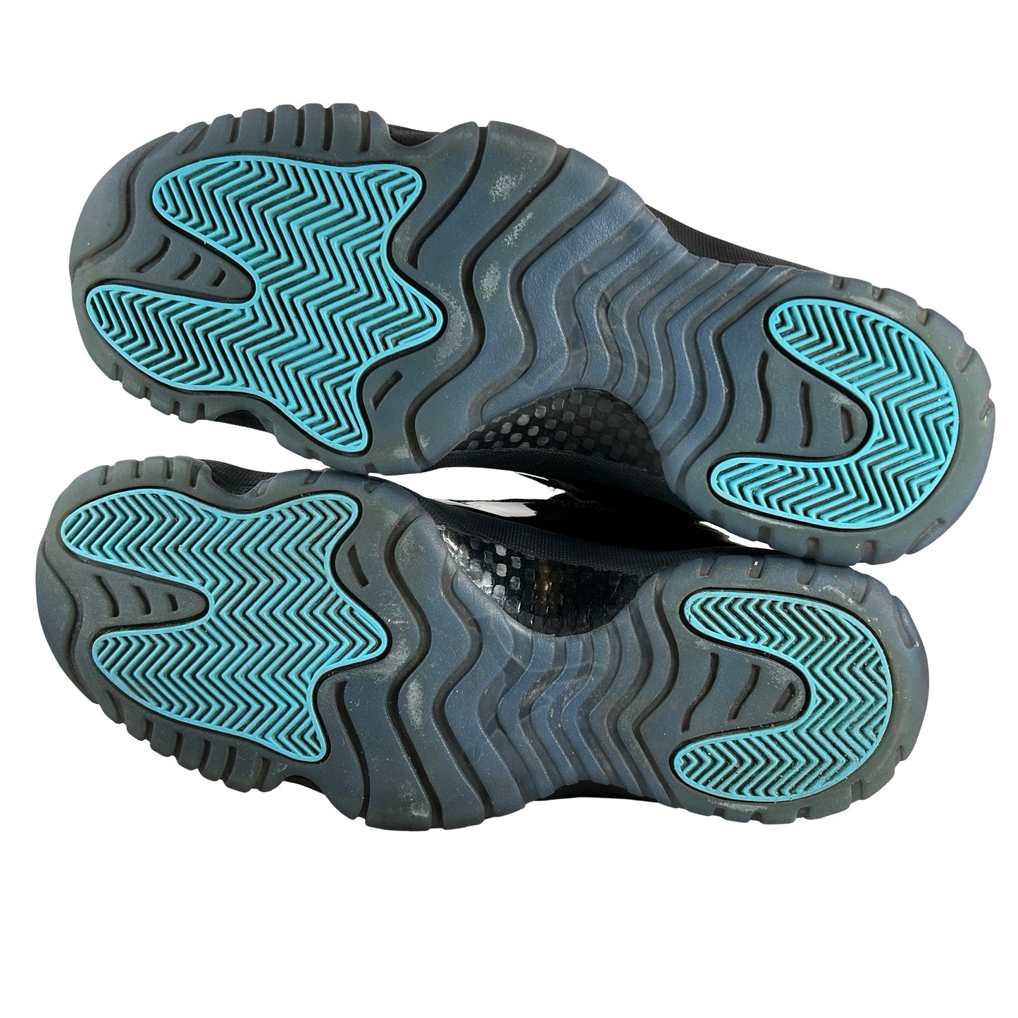 CT8012 047 Jordan 11 Retro Gamma Blue (2025) [USED] - 10 M (Used)