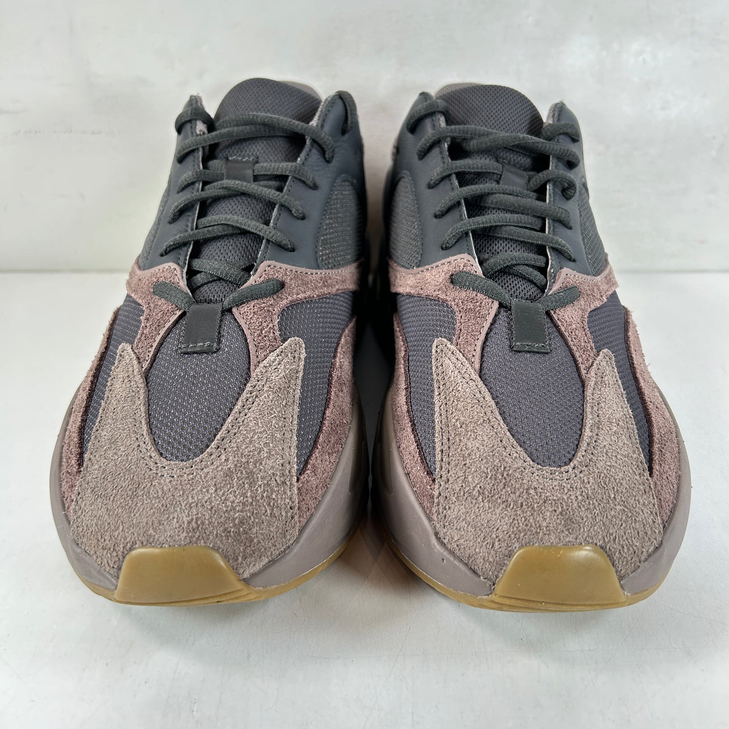 EE9614 Yeezy Boost 700 Mauve [USED] - 11.5 M (Used)