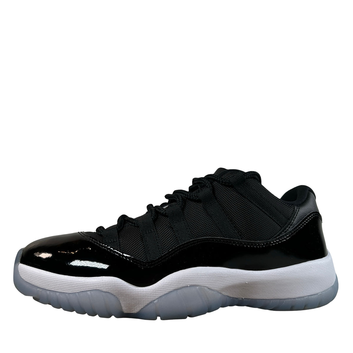 FV5104 004 Jordan 11 Retro Low Space Jam [USED] - 8.5 M (Used2)