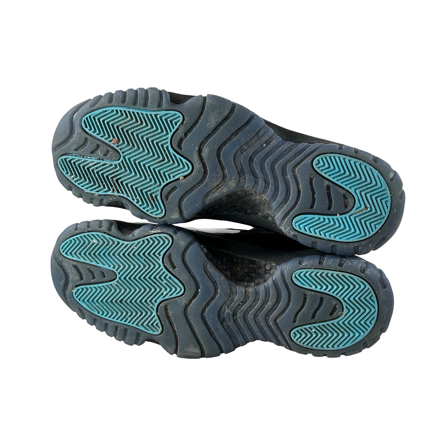 CT8012 047 Jordan 11 Retro Gamma Blue (2025) [USED] - 9.5 M (Used)