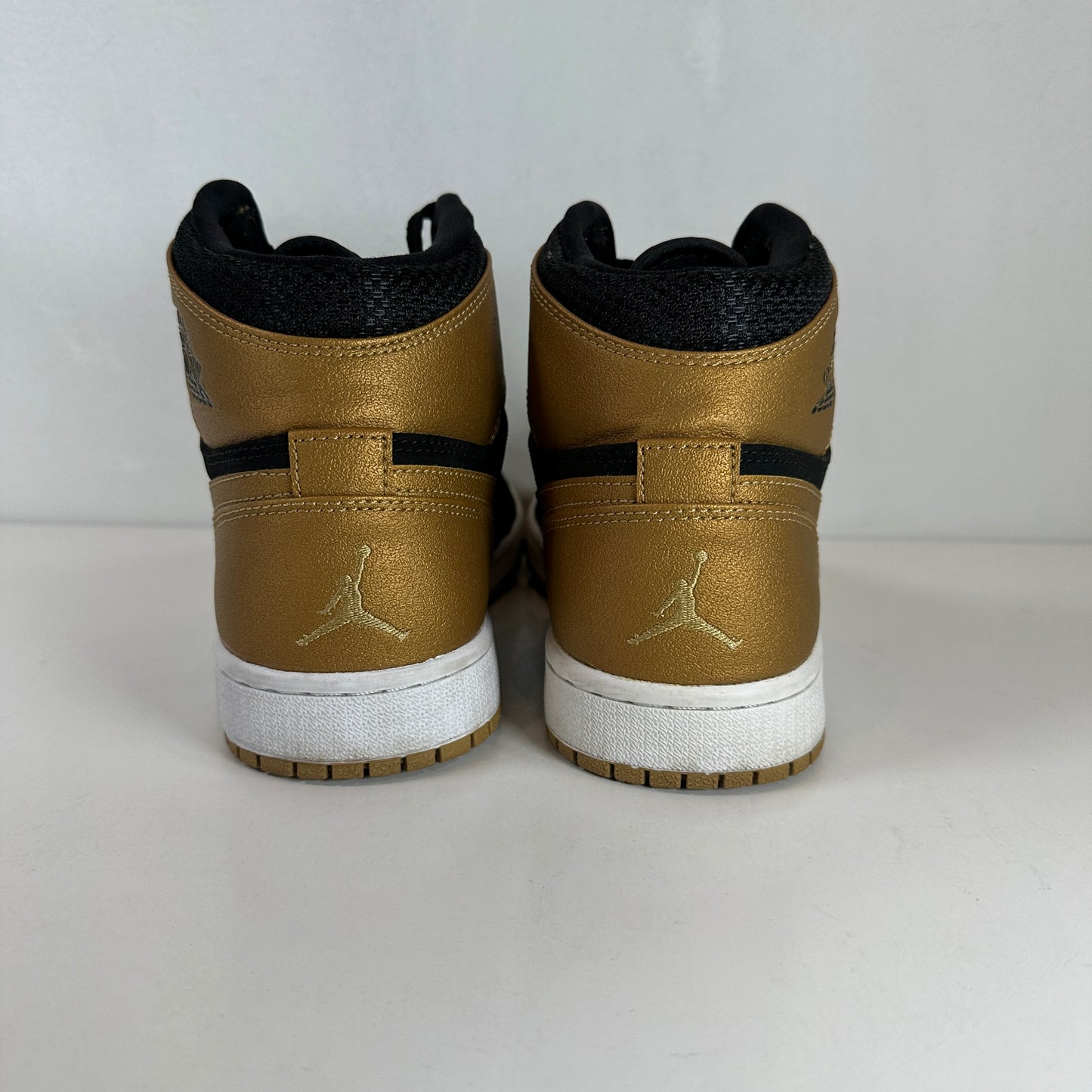 332550 026 Jordan 1 Retro Melo [USED] - 8 M (Used)