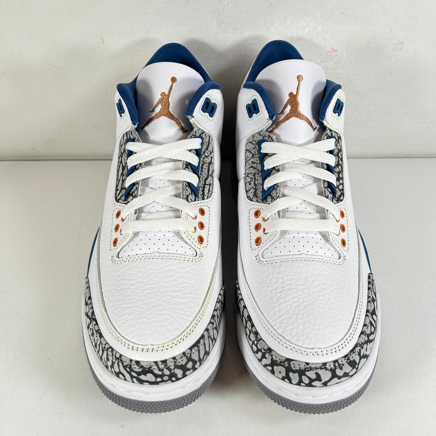 CT8532 148 Jordan 3 Retro Wizards [CONDITIONAL] - 8.5 M (Yellowing)