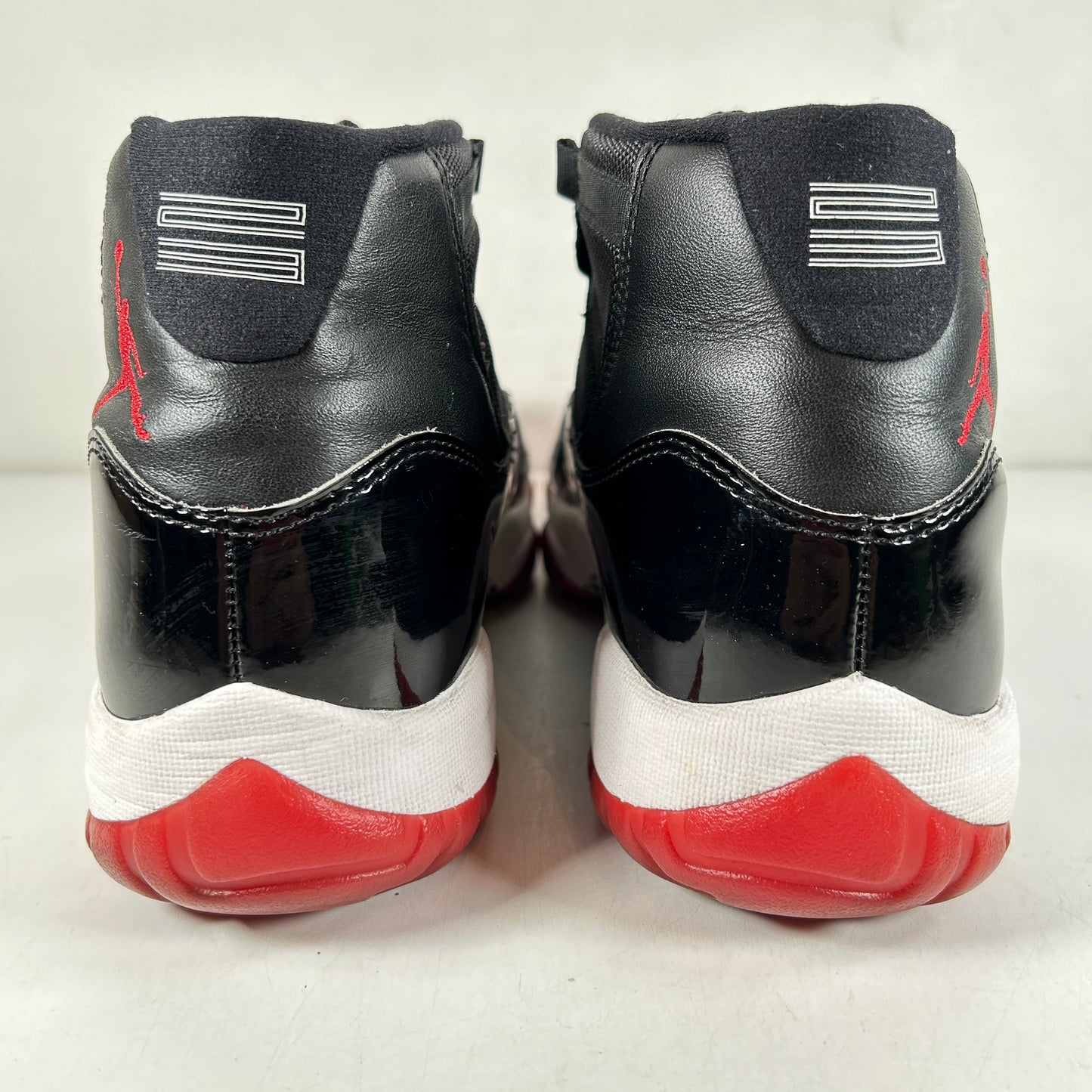 378037 061 Jordan 11 Retro Playoffs Bred (2019) [USED] - 10.5 M (Used) (Replace Box)