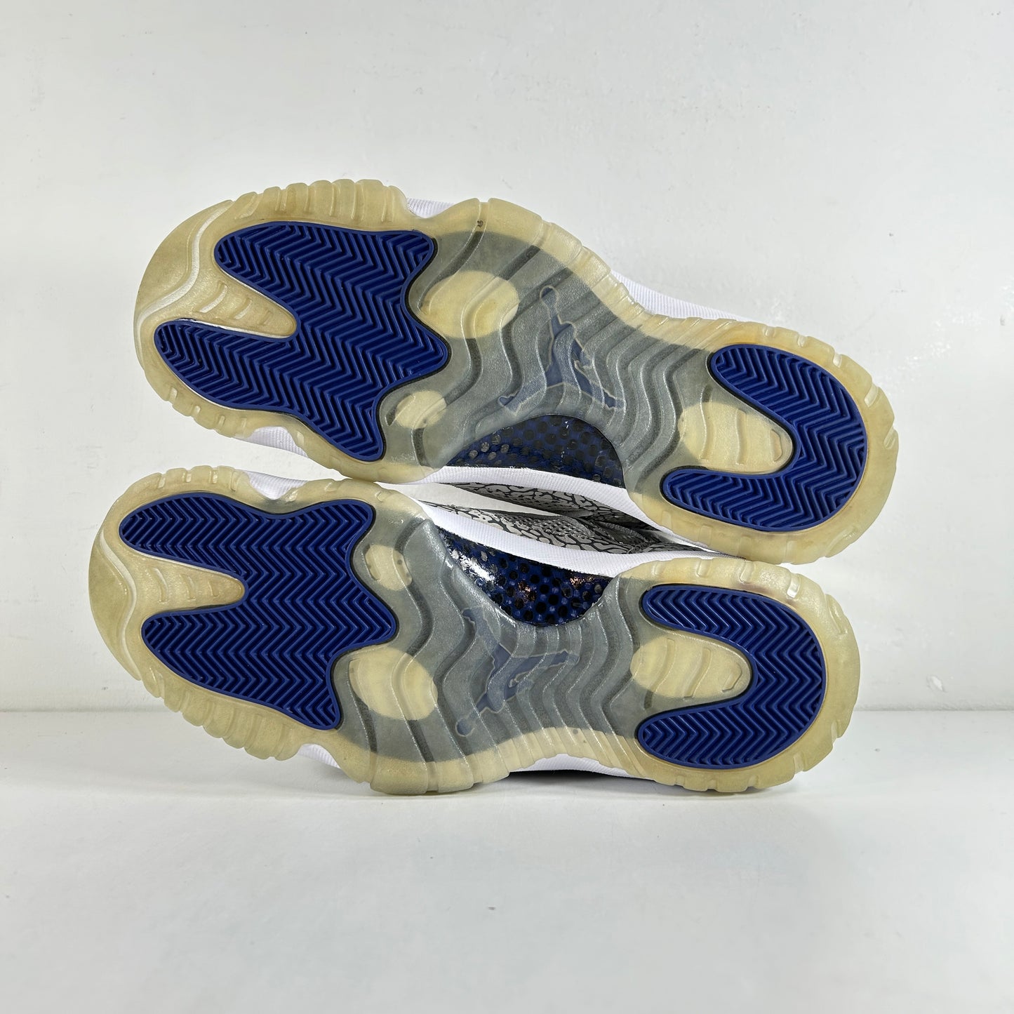 306008 102 Jordan 11 Retro Low IE Cobalt (2015) [USED] - 10.5 M (VNDS) (Replace Box)