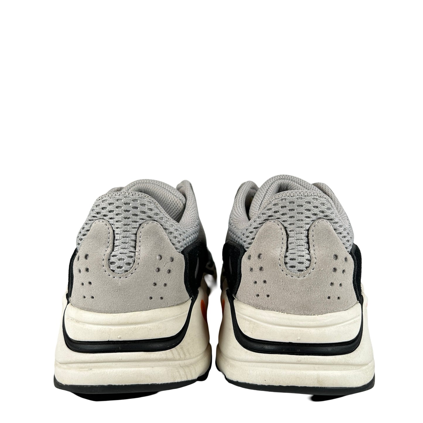 B75571 Yeezy 700 Wave Runner [USED] - 5.5 M (Used)