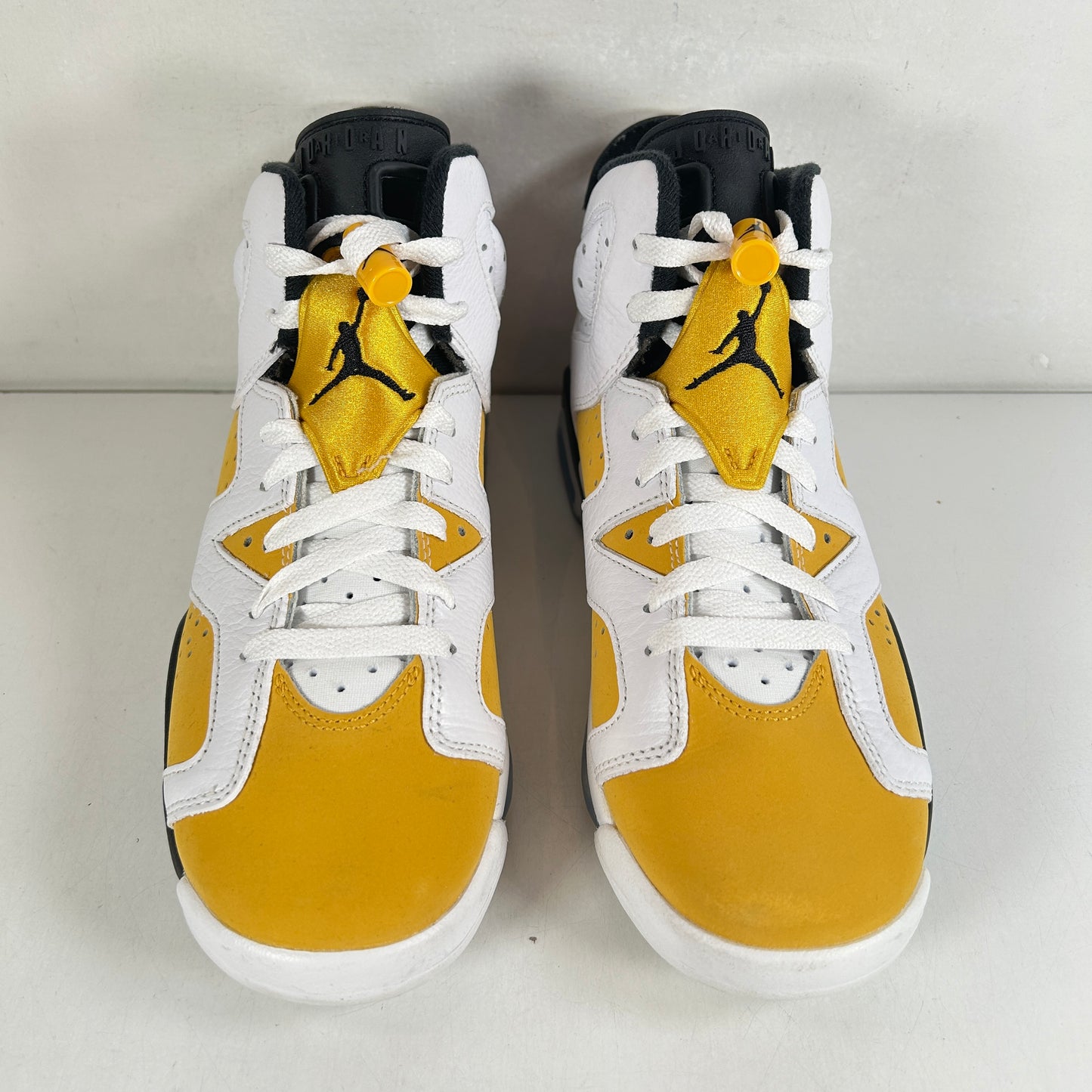 384665 170 Jordan 6 Retro Yellow Ochre (GS) [USED] - 7 Y (Used)