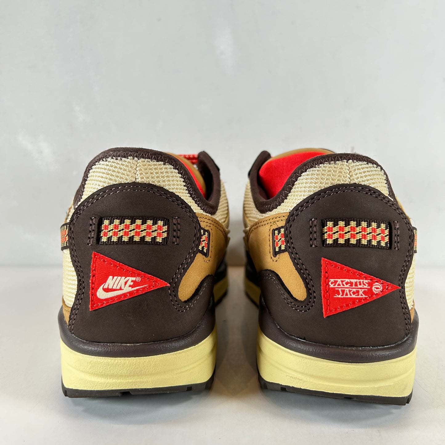 DO9392 200 Nike Air Max 1 Travis Scott Brown [USED] - 10.5 M (VNDS)