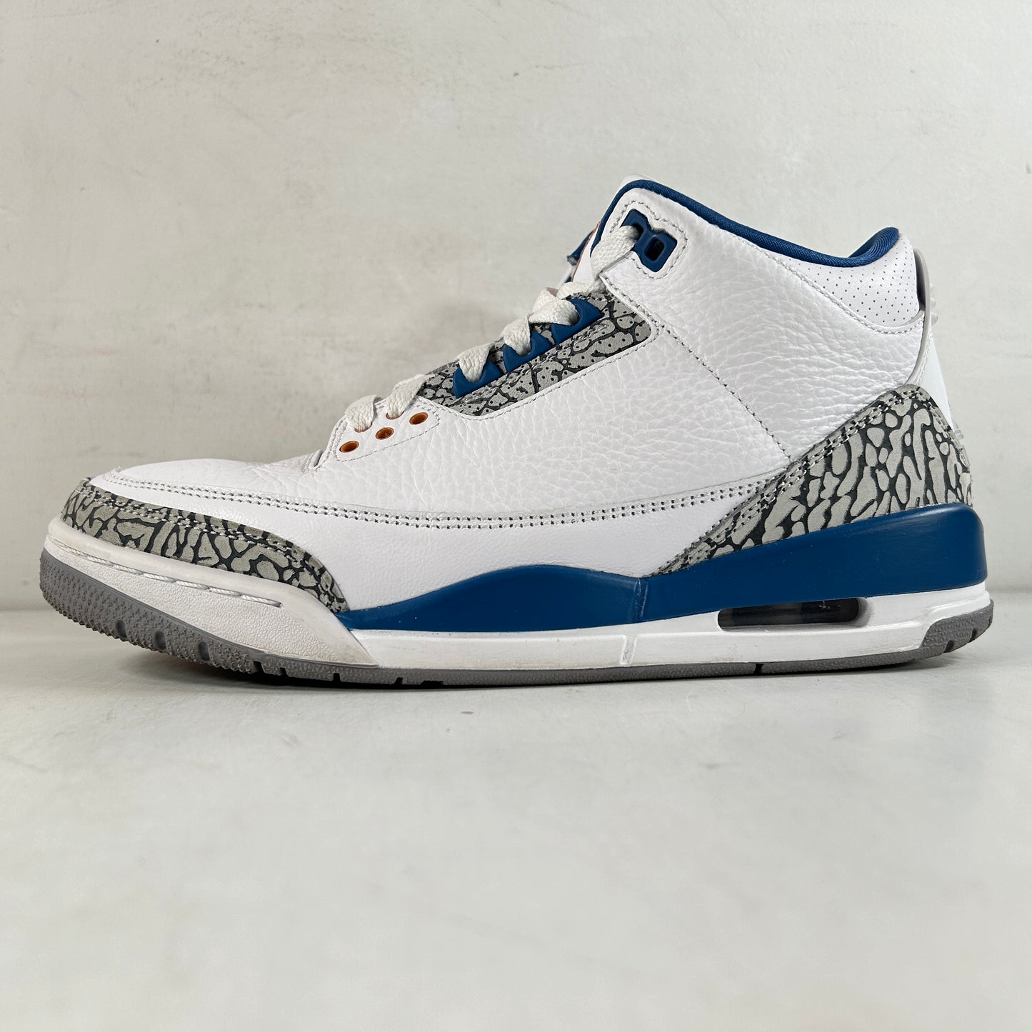 CT8532 148 Jordan 3 Retro Wizards [USED] - 8 M (Used2)