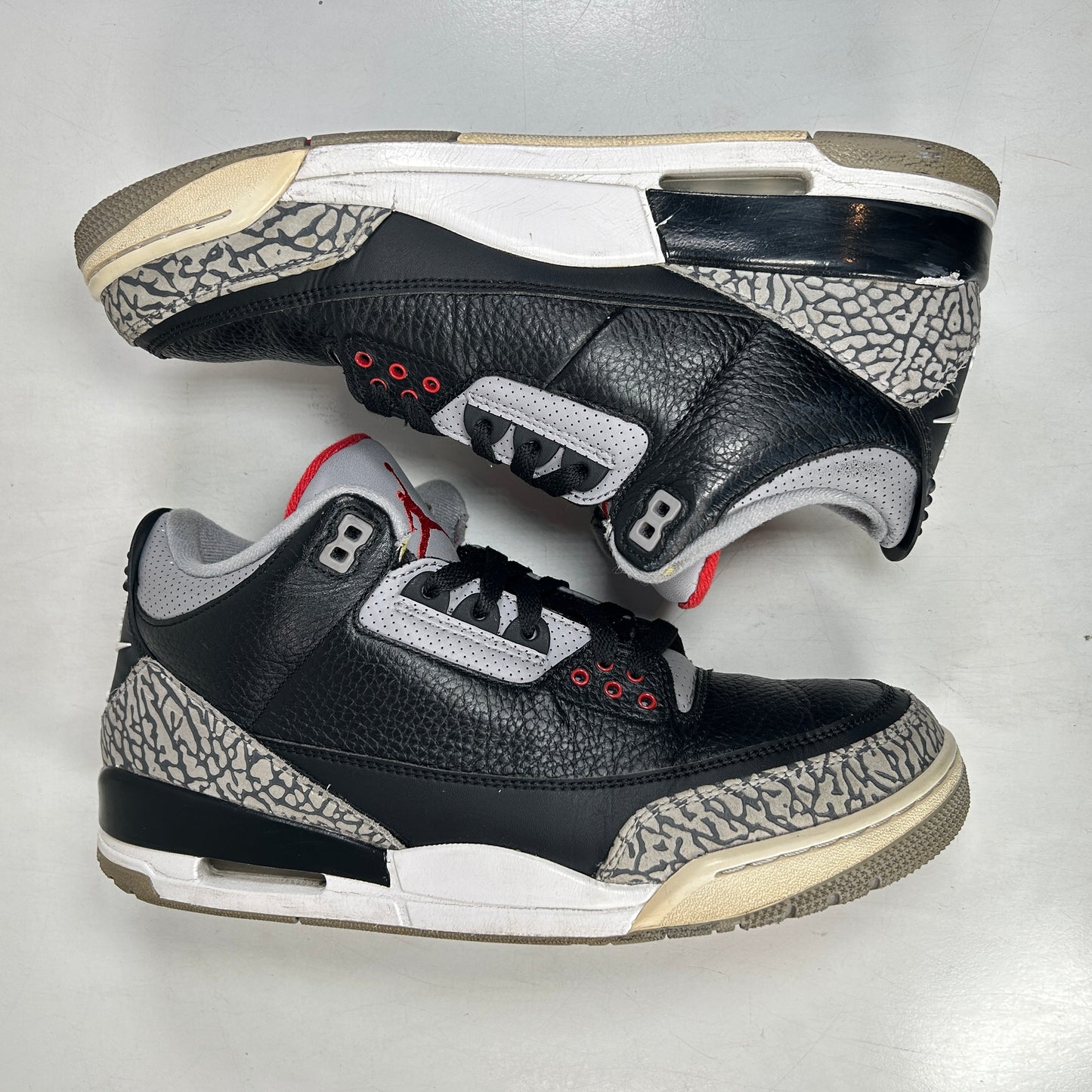 854262 001 Jordan 3 Black Cement 2018 [USED] - 11 M (Used) (No Box)