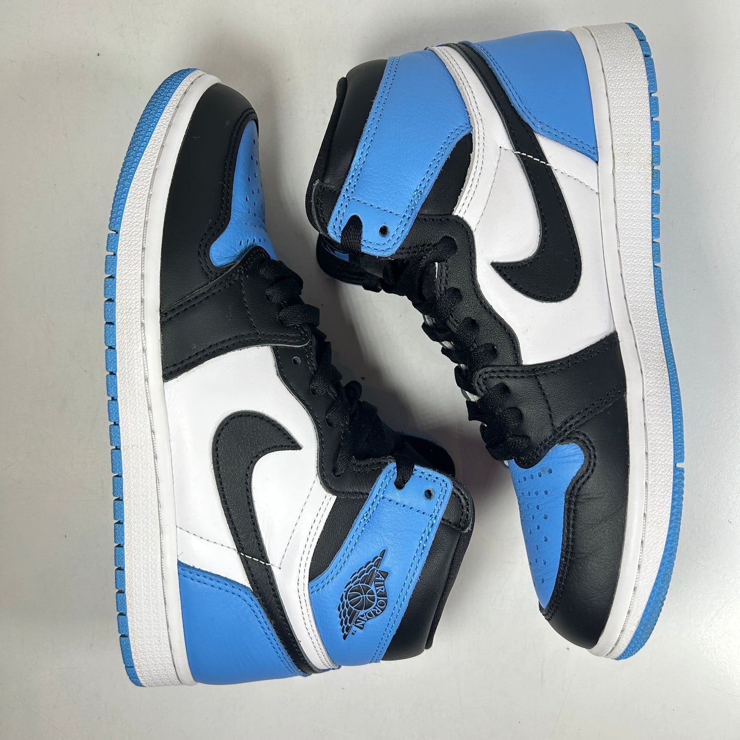 DZ5485 400 Jordan 1 Retro High OG UNC Toe [USED] - 7.5 M (Used)
