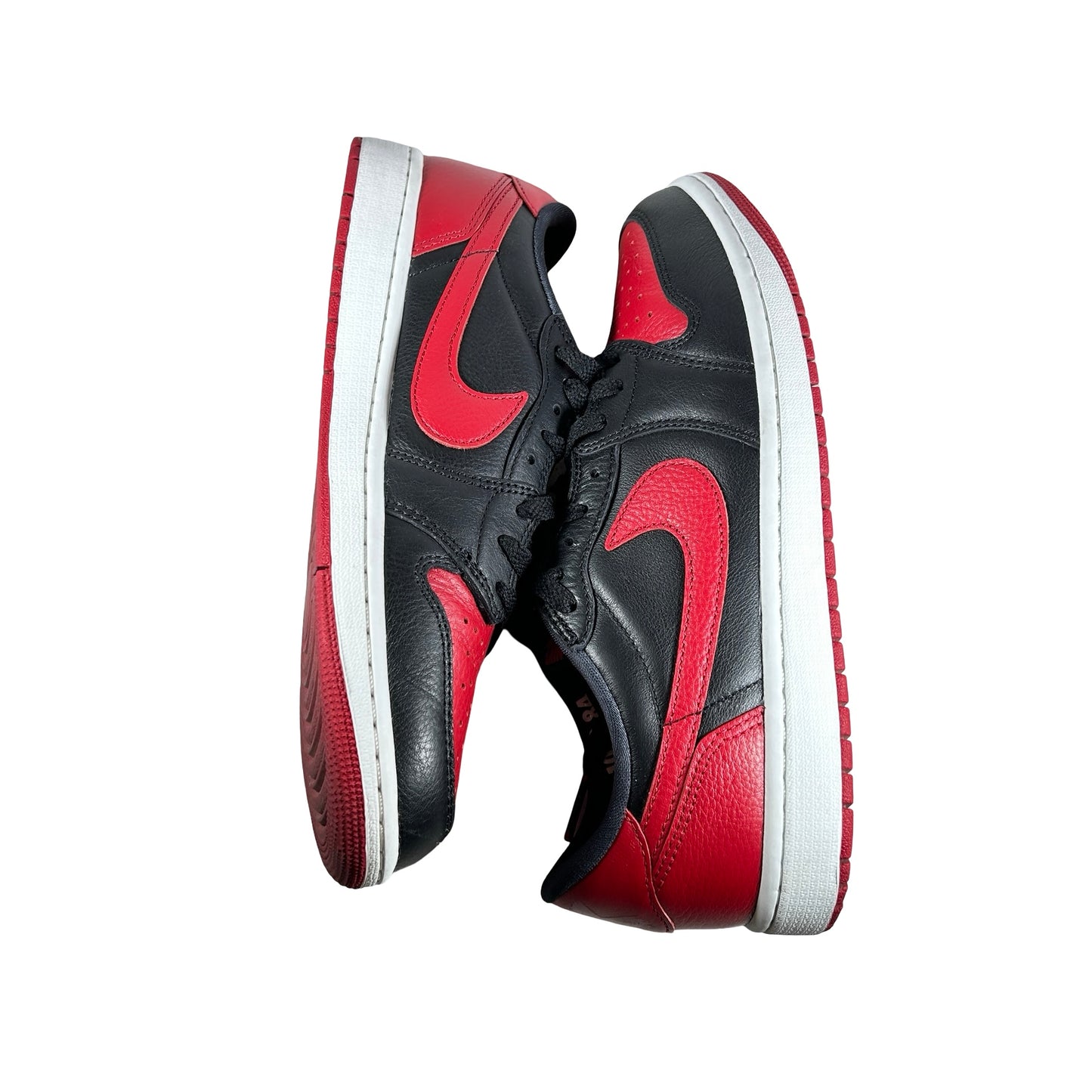 IW6276 001 Air Jordan 1 Retro Low OG Banned [USED] - 10 M (Used)