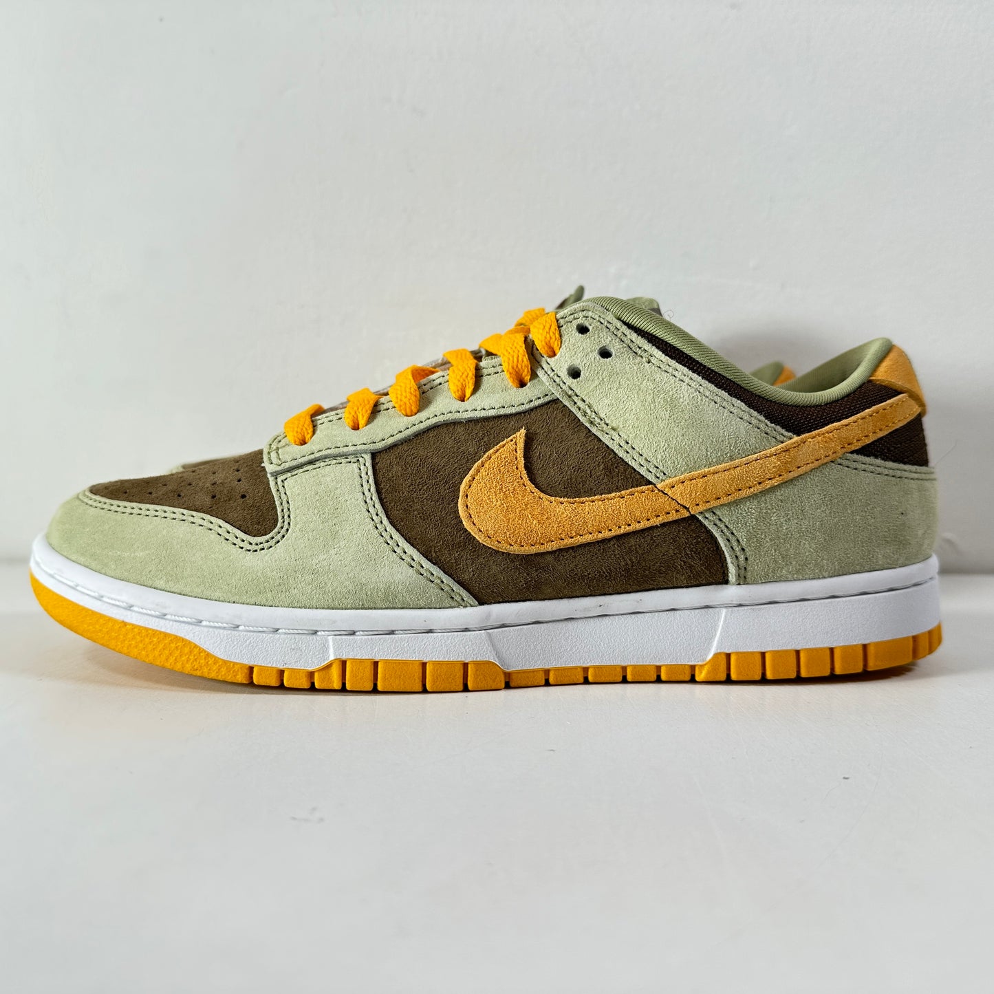 DH5360 300 Nike Dunk Low Dusty Olive (2021/2023) [USED] - 8 M (VNDS)