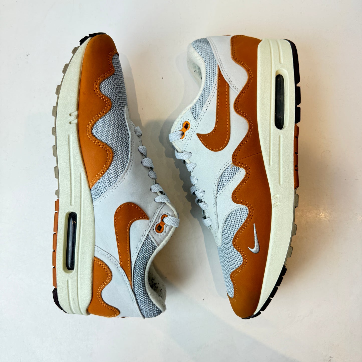 DH1348 001 Nike Air Max 1 Patta Waves Monarca