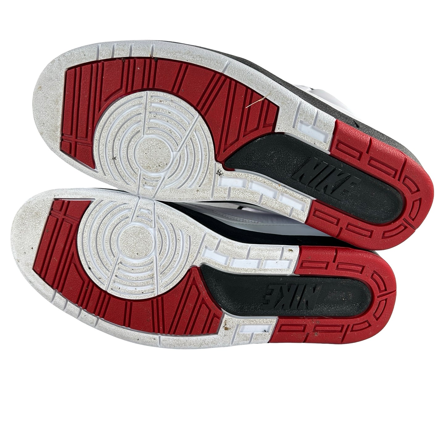 DX2454 106 Jordan 2 Retro OG Chicago (2022) [USED] - 11 M (Used2)