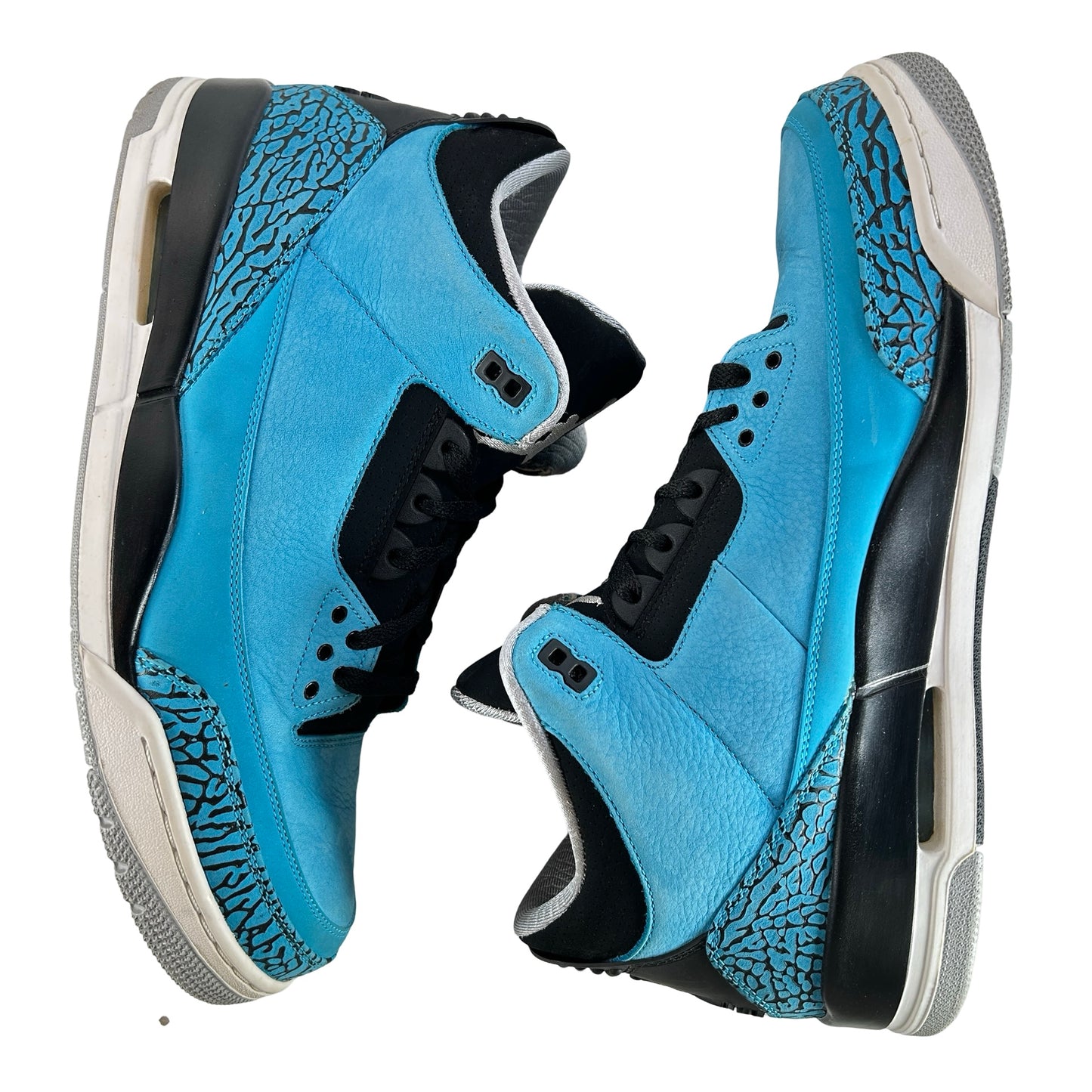 136064 406 Jordan 3 Retro Powder Blue [USED]  - 13 M (Used)