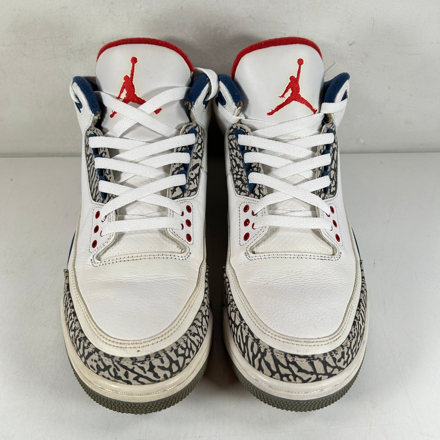 854262 106 Jordan 3 Retro True Blue (2016) [USED] - 11 M (Used)