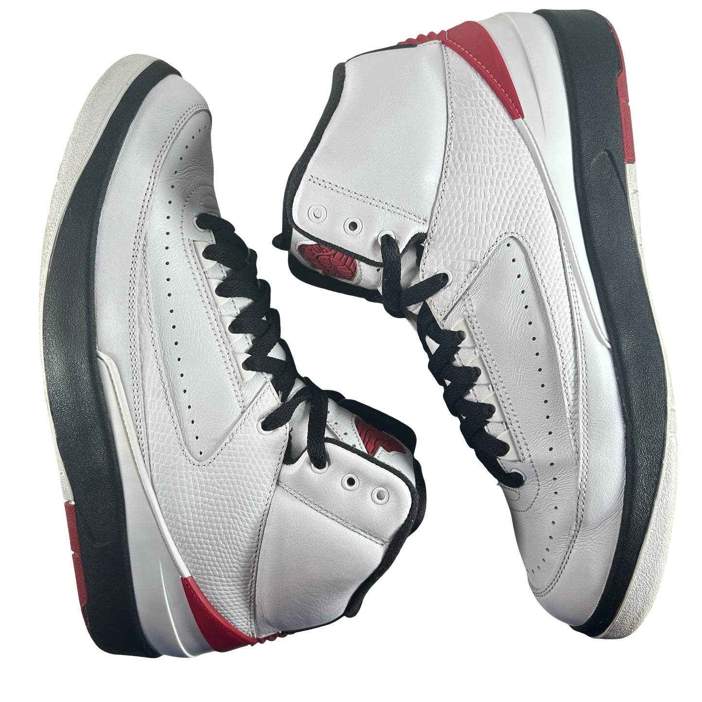DX2454 106 Jordan 2 Retro OG Chicago (2022) [USED] - 10.5 M (Used9)