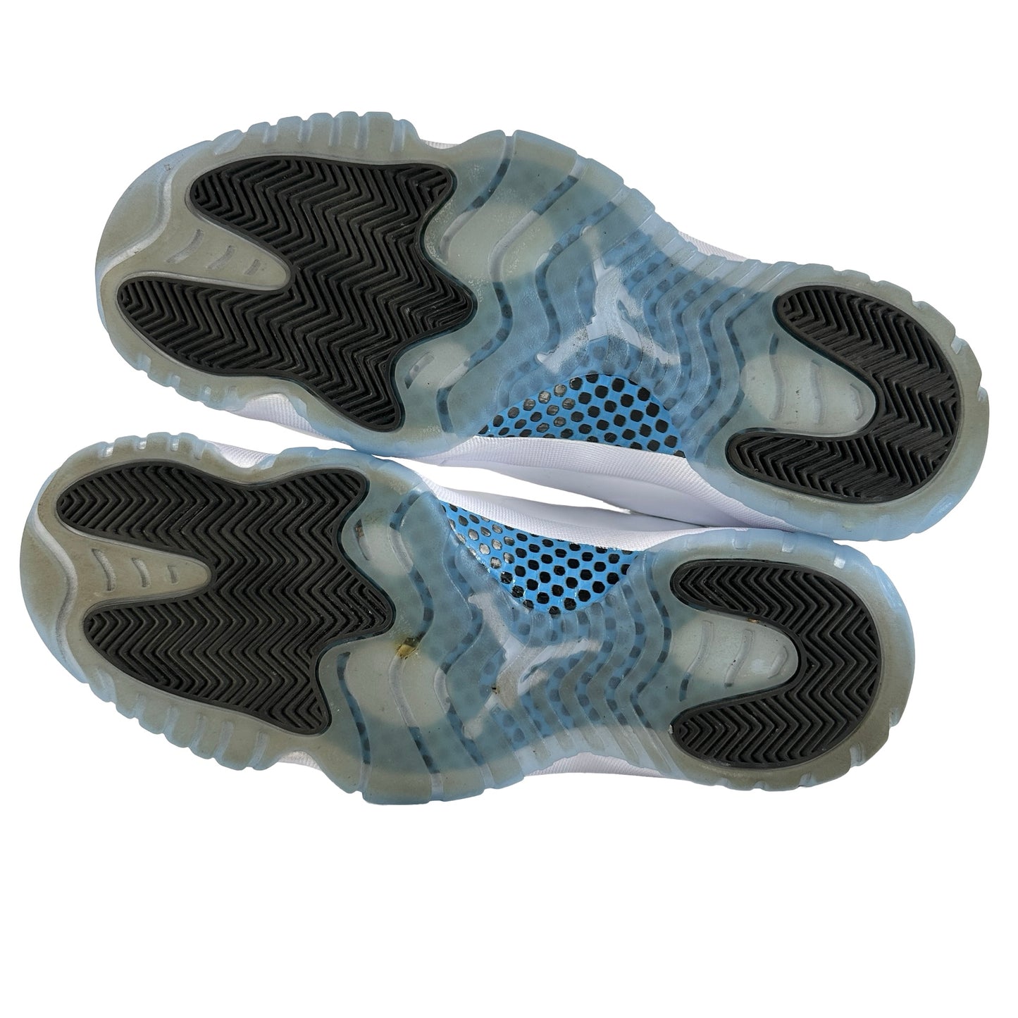 CT8012 104 Jordan 11 Retro Legend Blue (2024) [USED] - 12 M (Used)