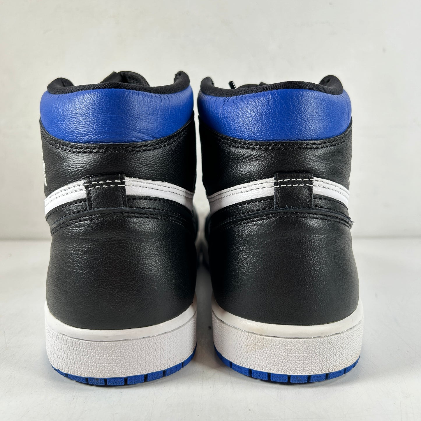 555088 041 Jordan 1 Royal Toe [USED] - 9 M (Used)