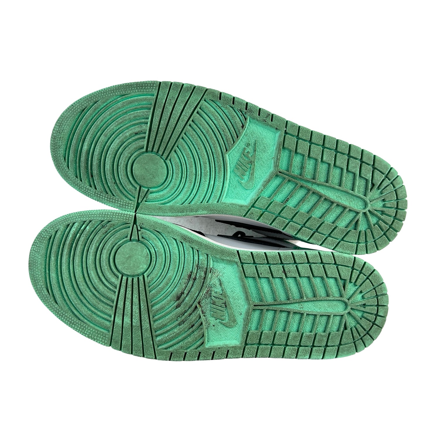 DZ5485 130 Jordan 1 Retro High OG Green Glow [USED] - 10 M (Used)