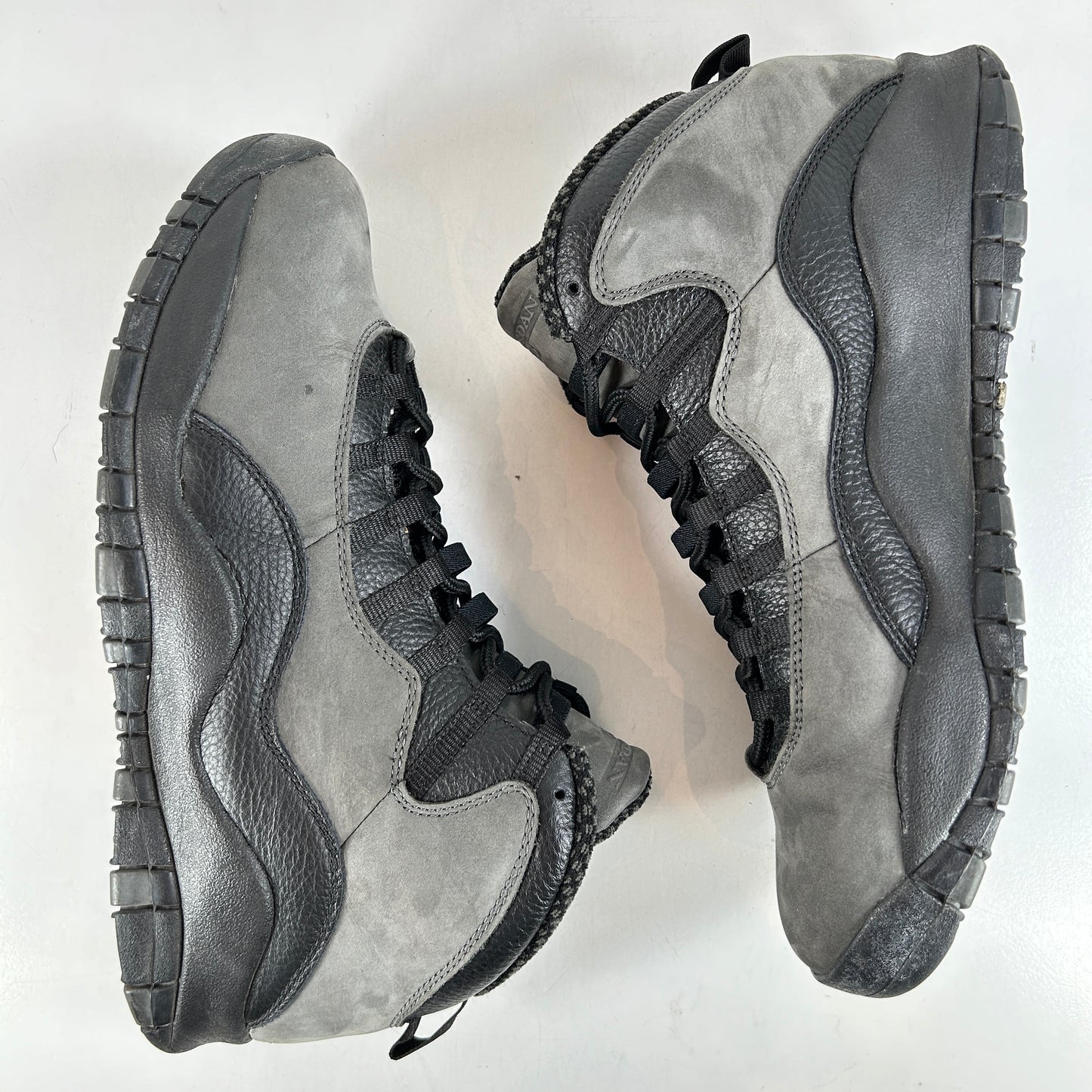 310805 002 Jordan 10 Retro Shadow (2018) [USED] - 12 M (Used)