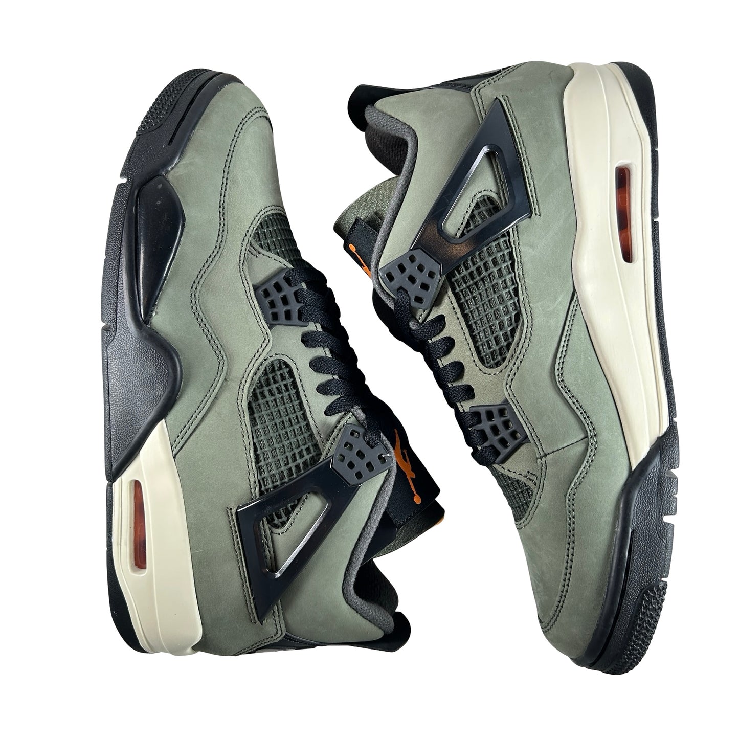 IB1519 200 Jordan 4 Retro OG SP Undefeated (2025) [CONDITIONAL] - 9.5 M (Small Stain Right Midsole)