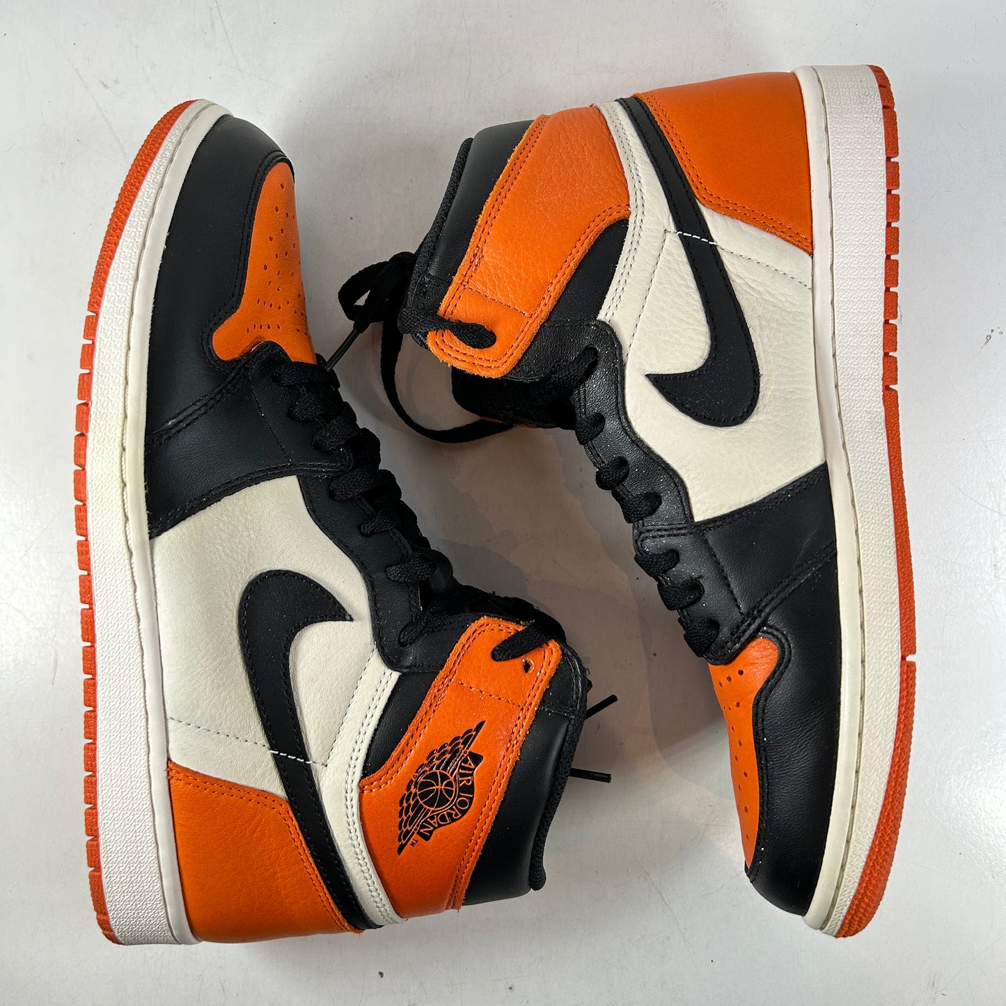 555088 005 Jordan 1 Retro Shattered Backboard [USED] - 11 M (VNDS)