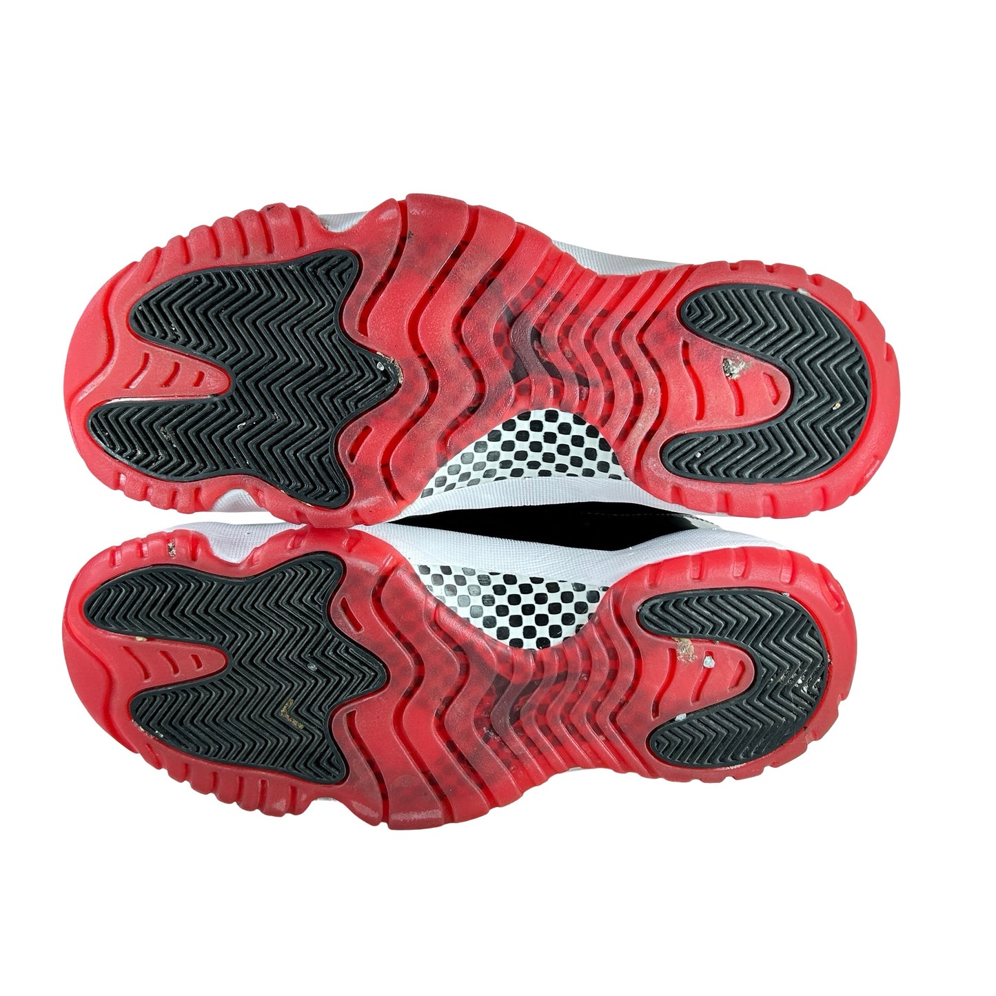 378037 061 Jordan 11 Bred (2019) [USED] - 9 M (Used10)