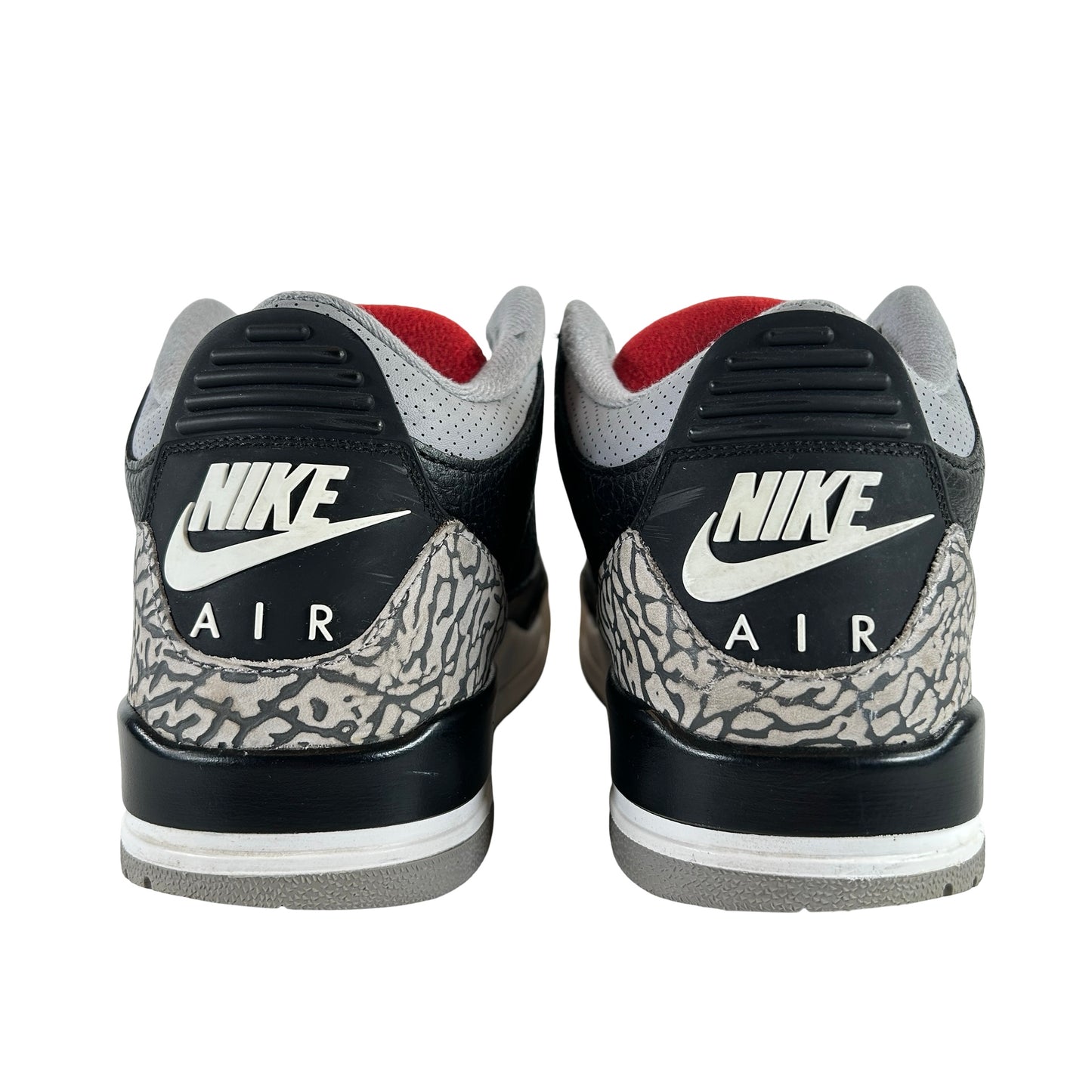 854262 001 Jordan 3 Black Cement 2018 [USED] - 8.5 M (Used7)