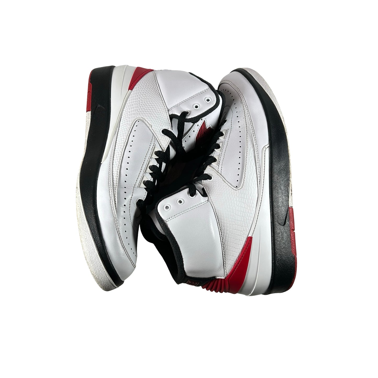 DX2454 106 Jordan 2 Retro OG Chicago (2022) [USED] - 9 M (Used4)