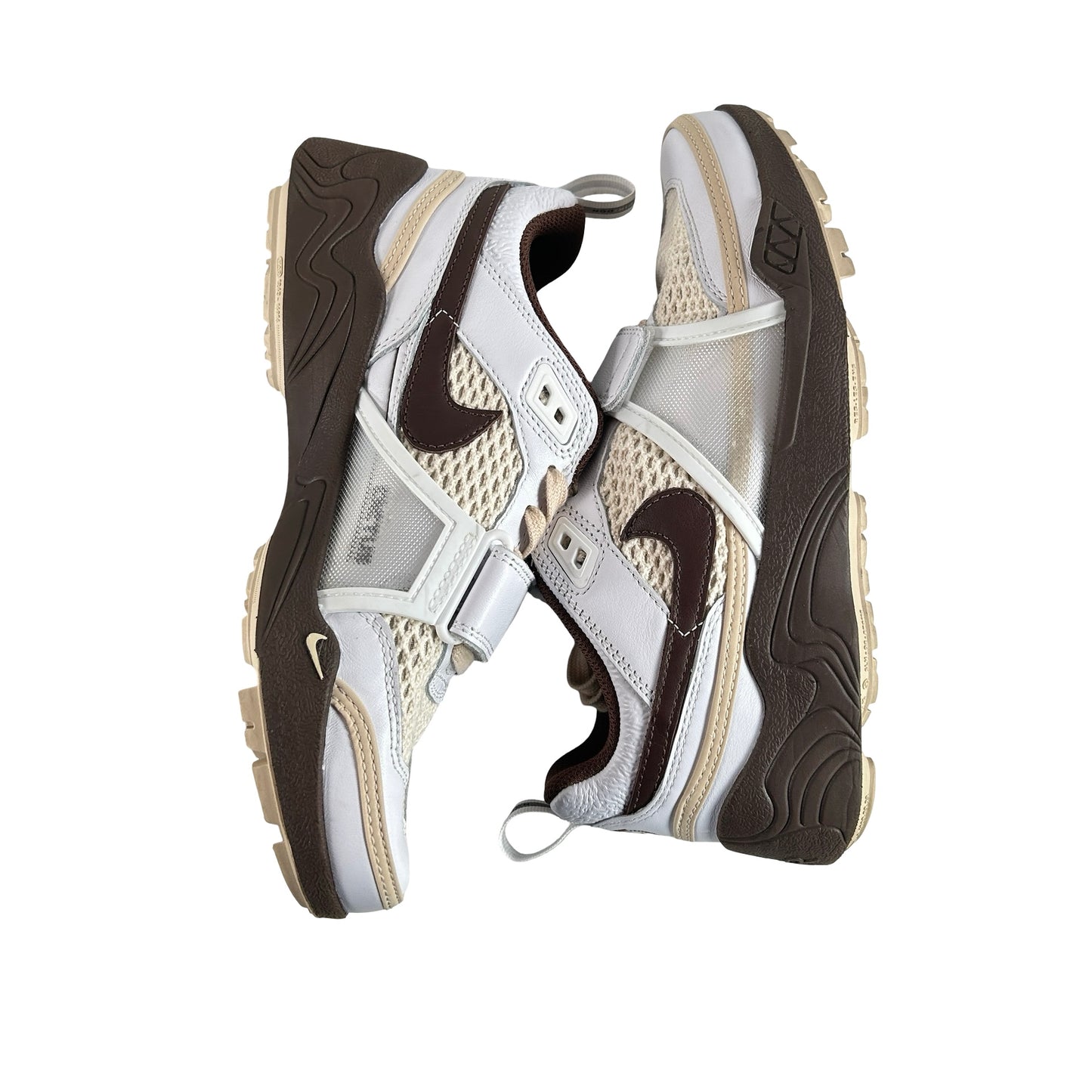 HQ3073 100 Nike Zoom Field Jaxx Travis Scott Light Chocolate [USED] - 7 M (Used)