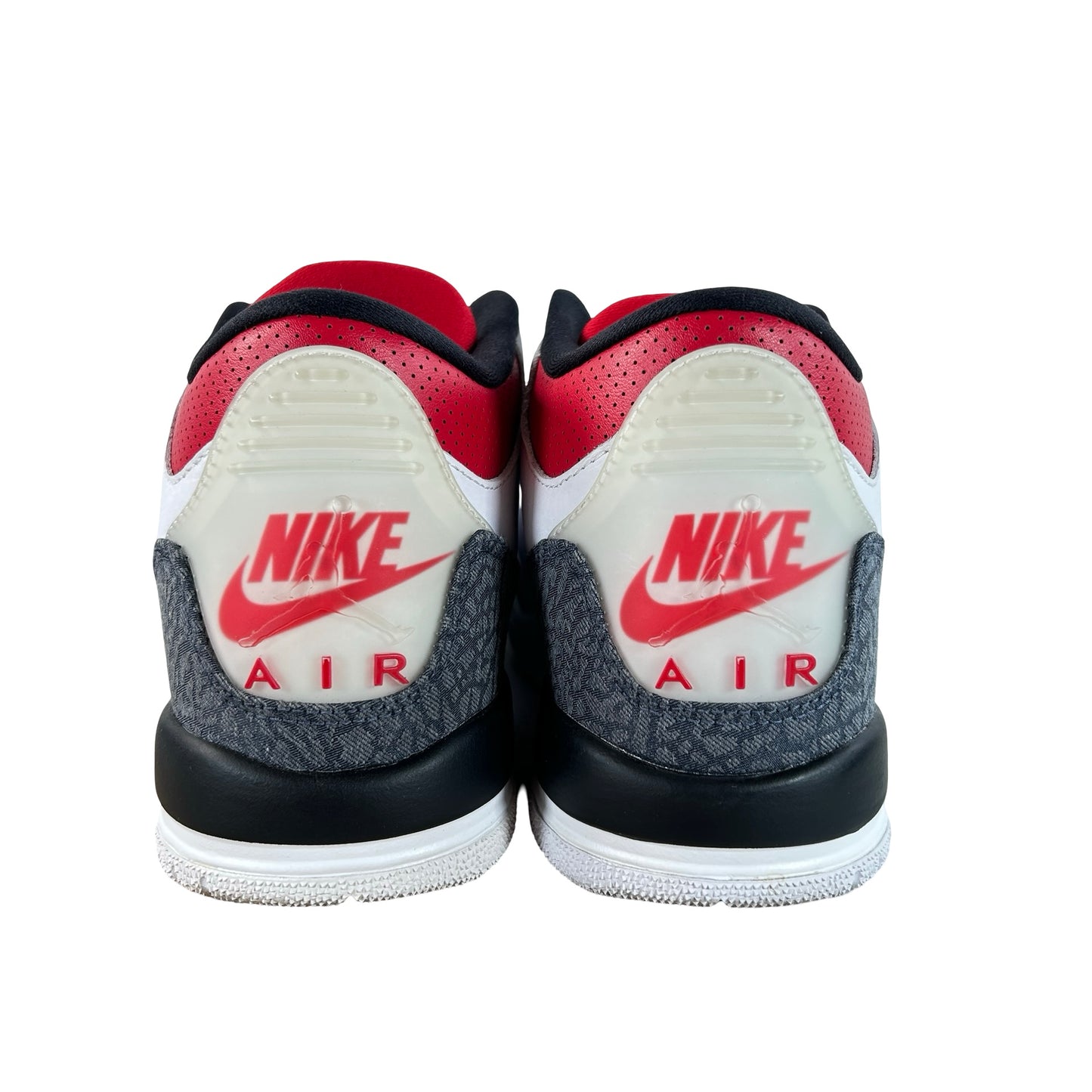 CZ6634 100 Jordan 3 Retro SE Fire Red Denim (GS) [USED] - 6 Y (Used)